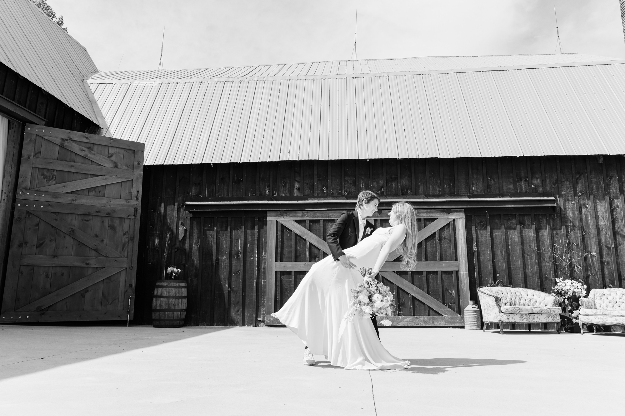 Iconic Farm Wedding in Ontario in the Summer