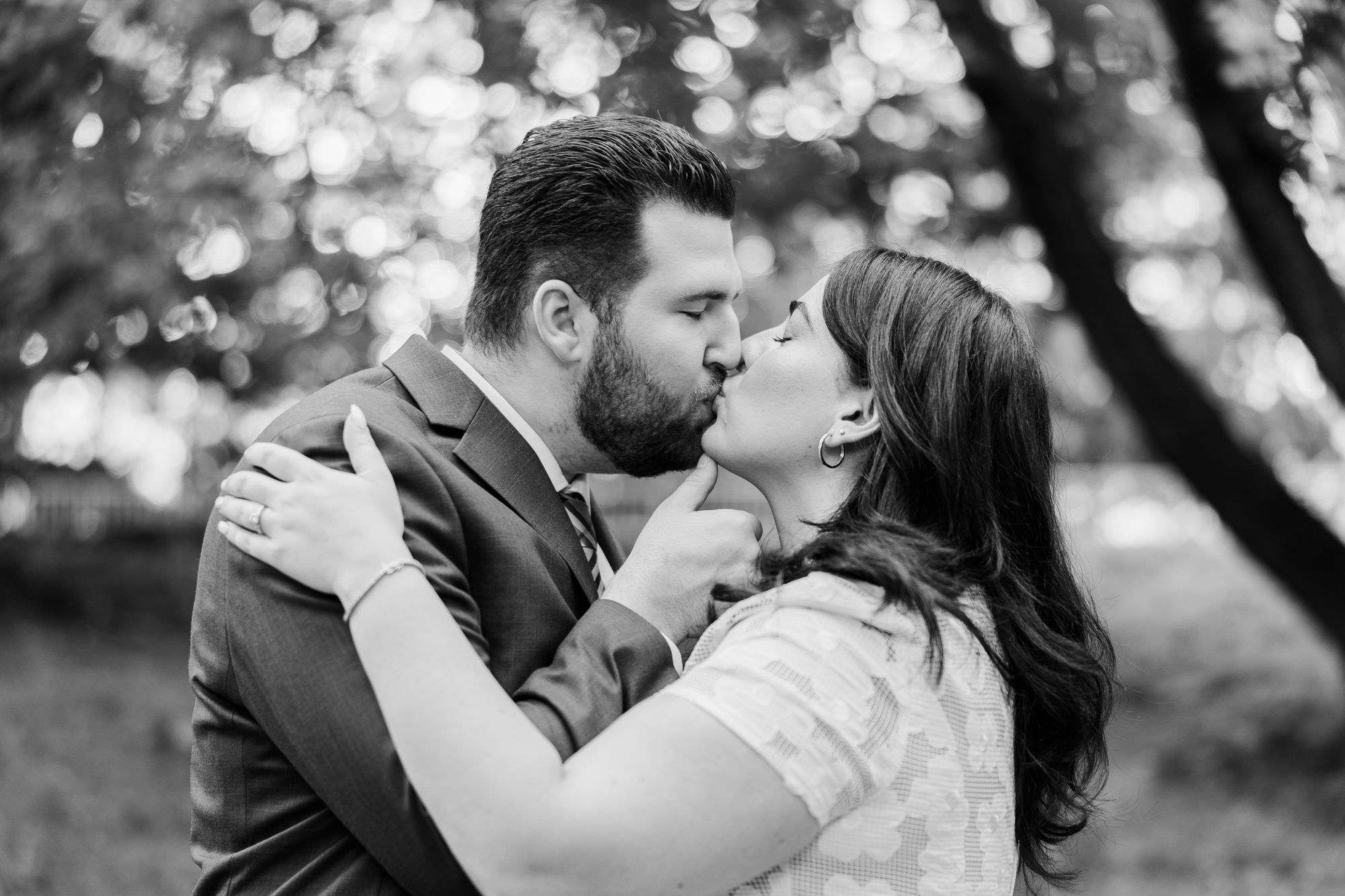 Flawless Engagement Photos with Landmarks, New York