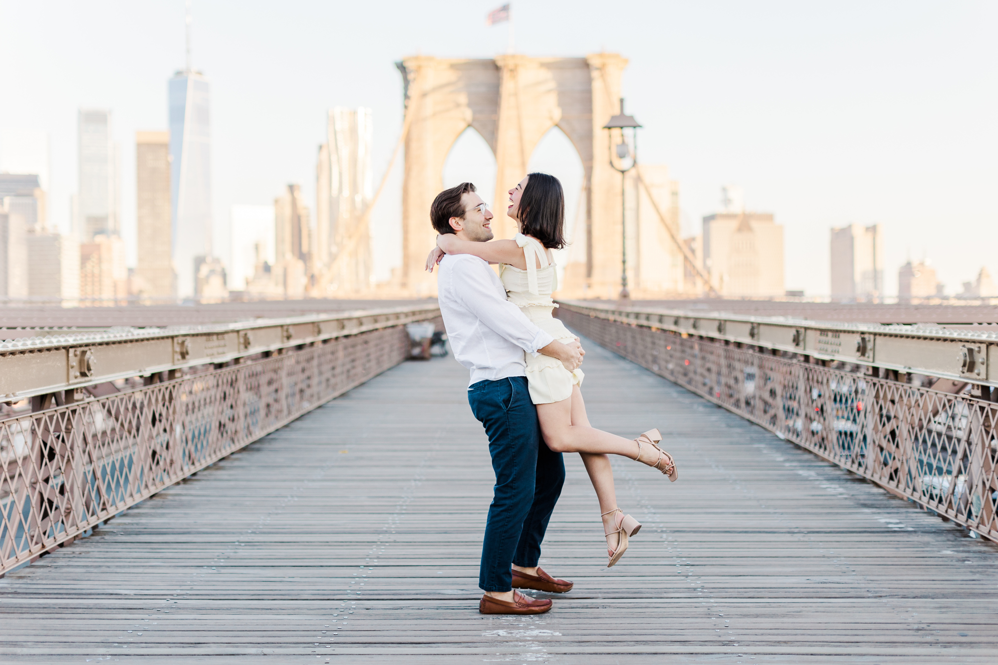Pretty Engagement Shoot on the Brooklyn Bridge
