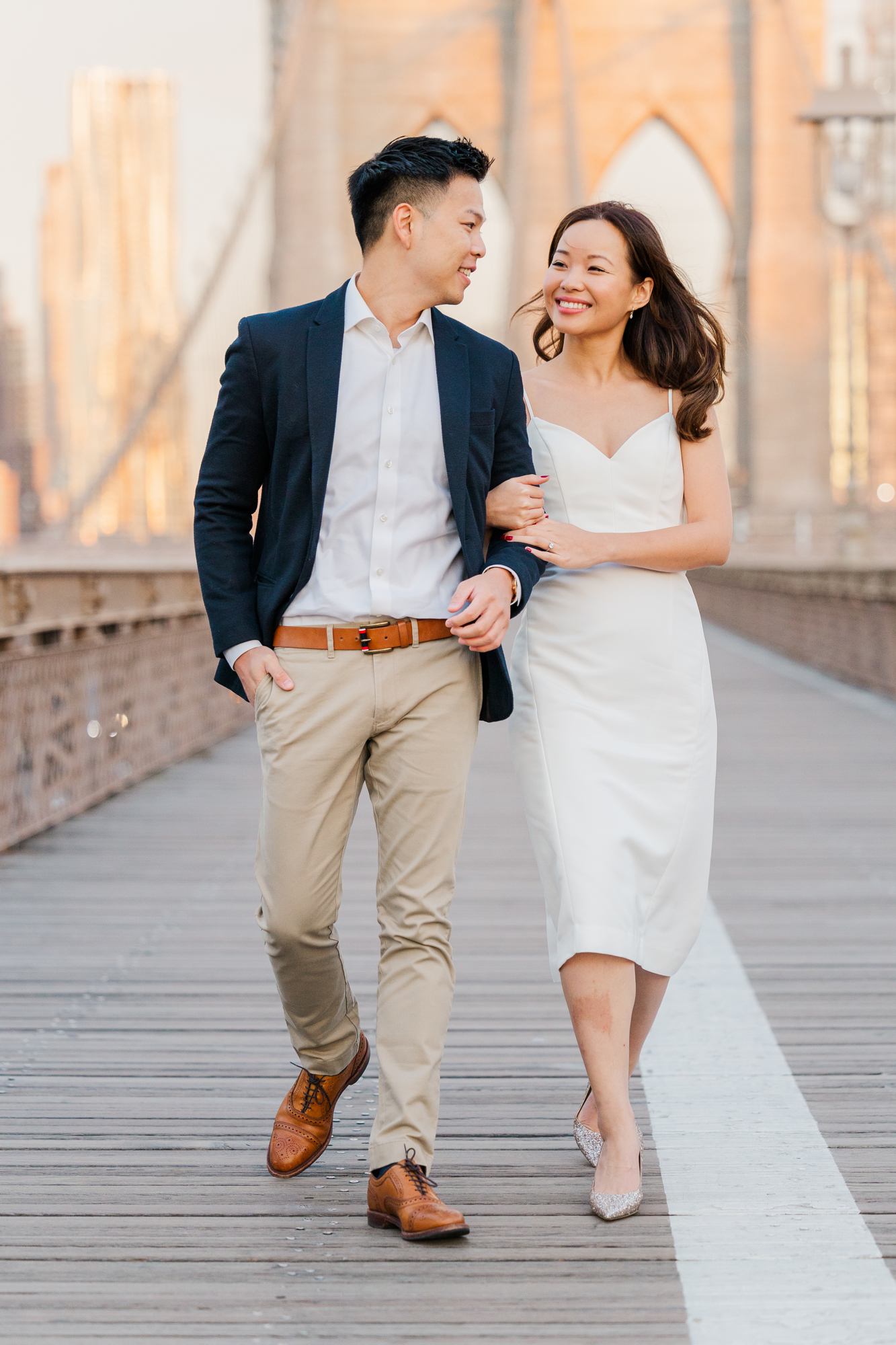 The Best Time of Year for Awesome DUMBO Engagement Photos