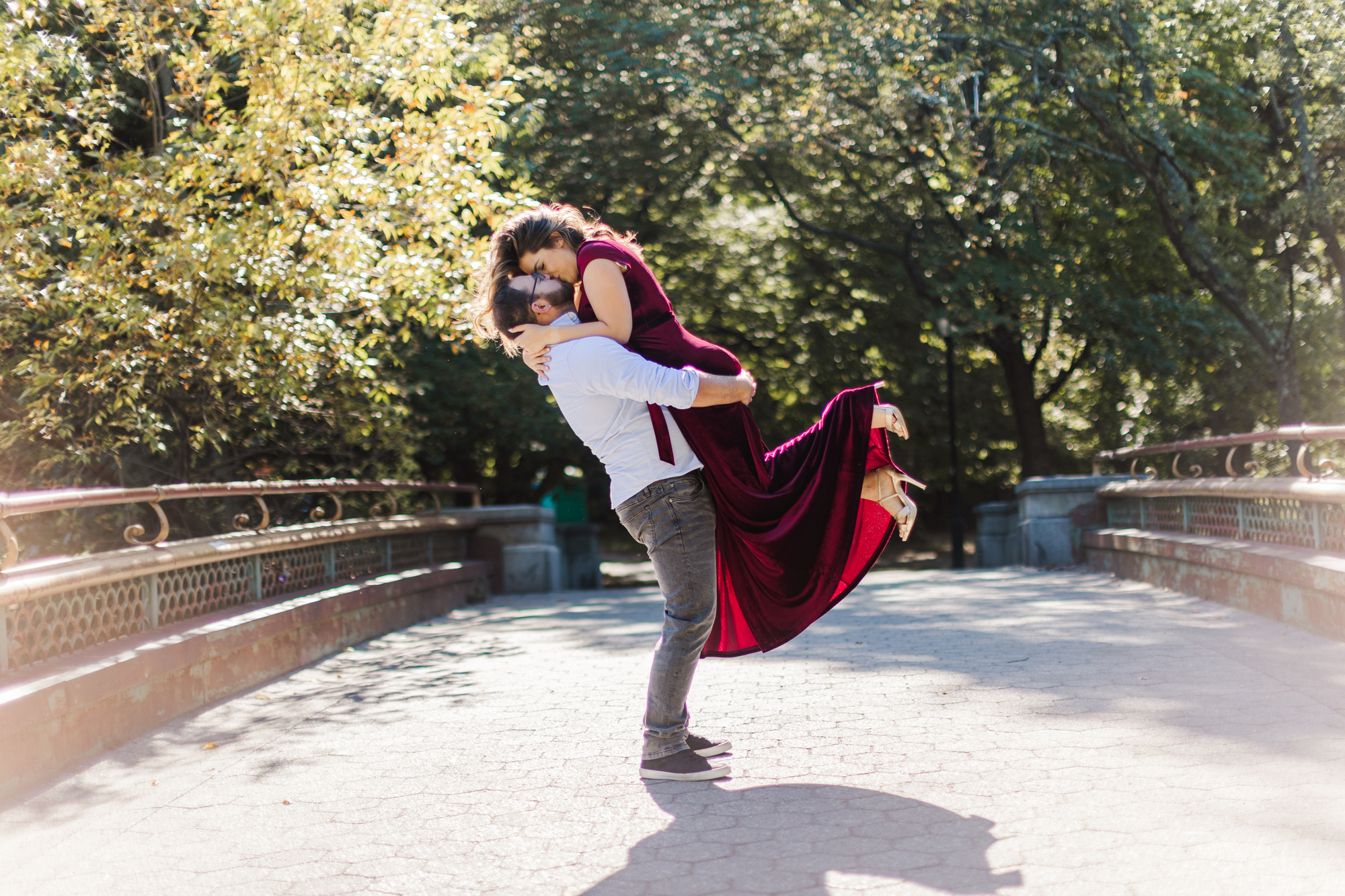 Wonderful Pose Ideas for your Engagement Session