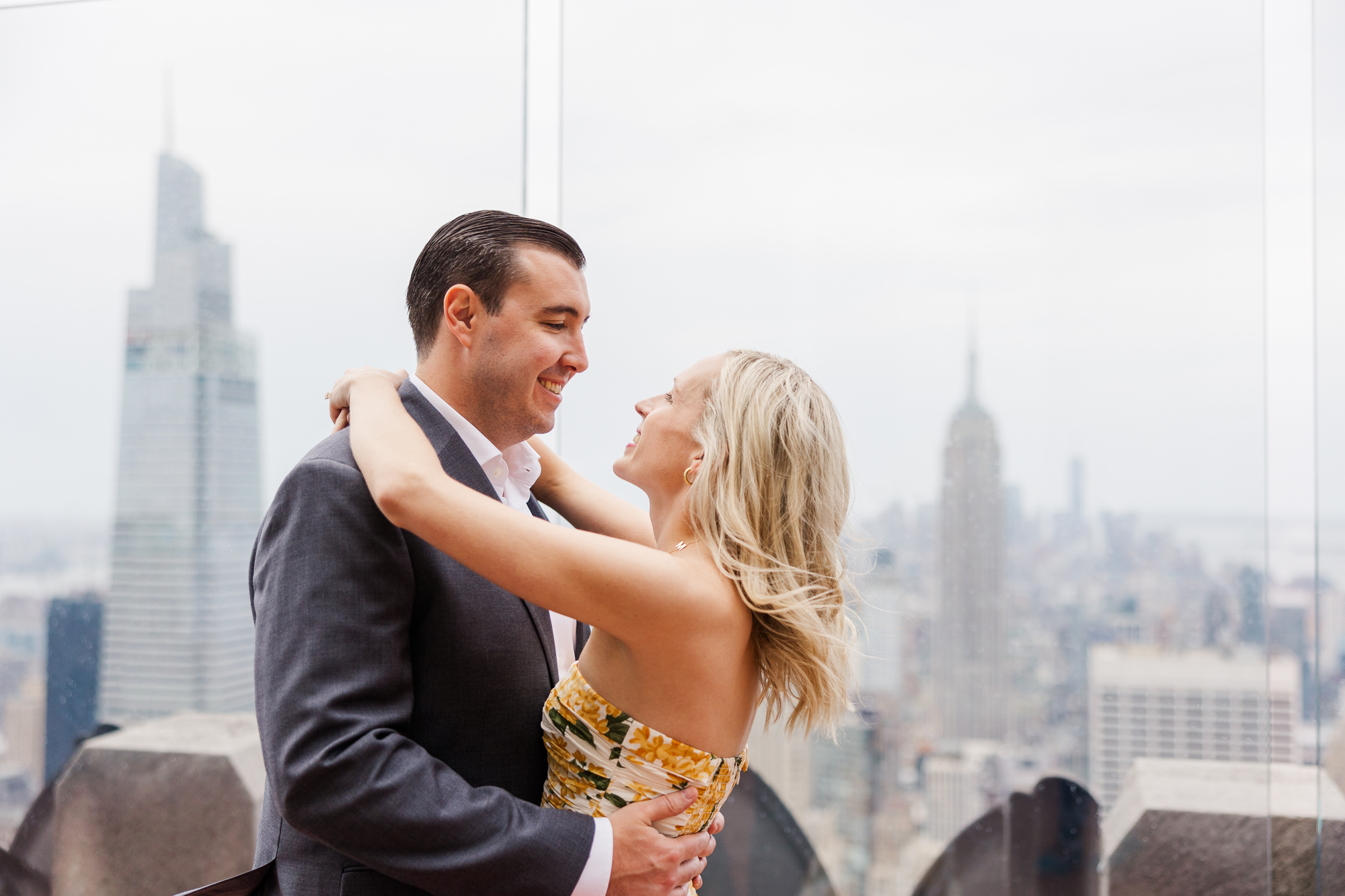 Breathtaking Engagement Session at Top of the Rock