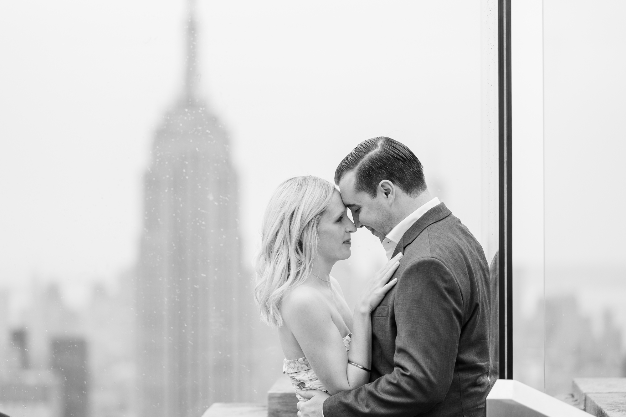 Stunning Engagement Session at Top of the Rock