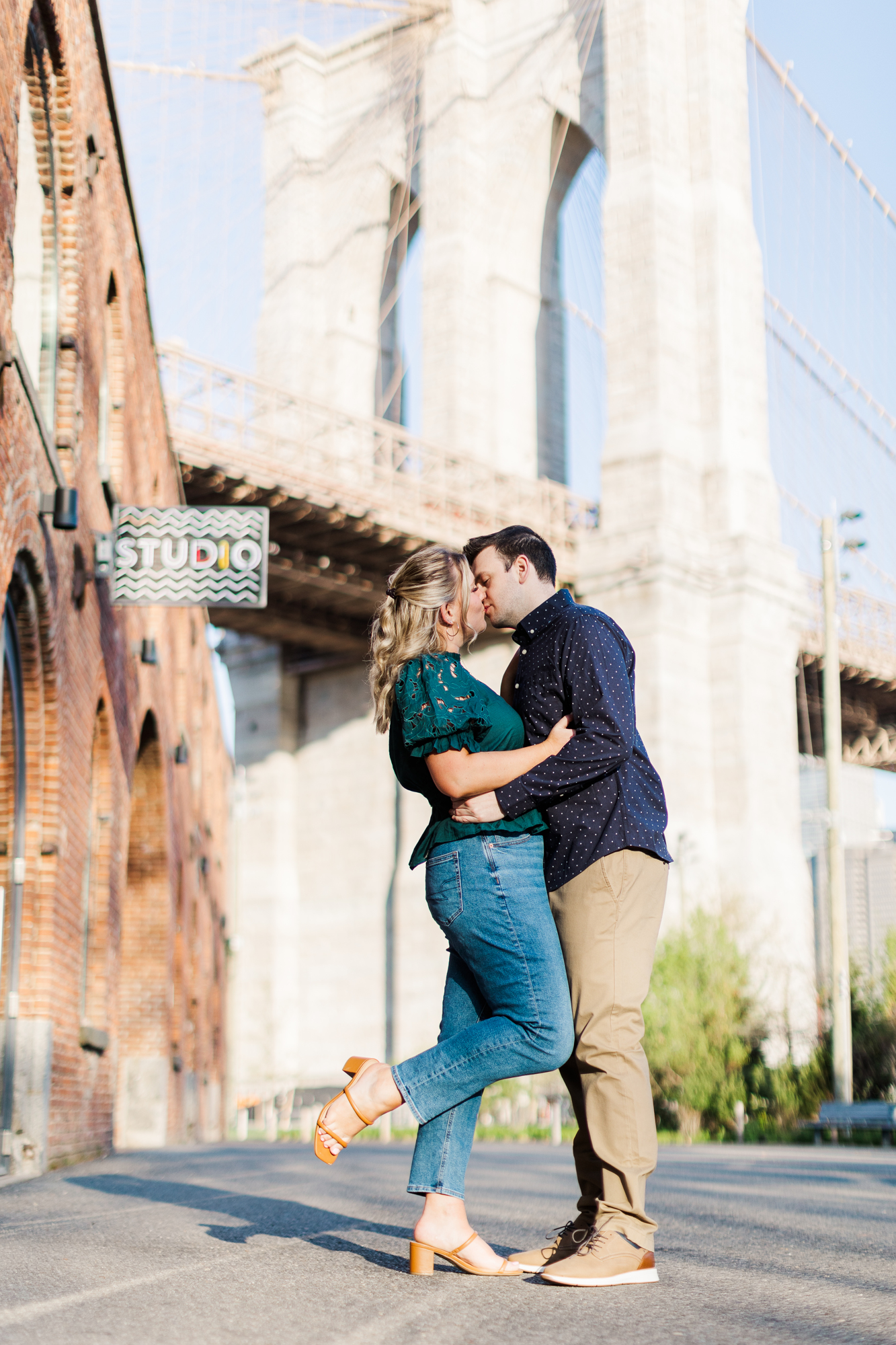 Intimate Engagement Pictures in DUMBO