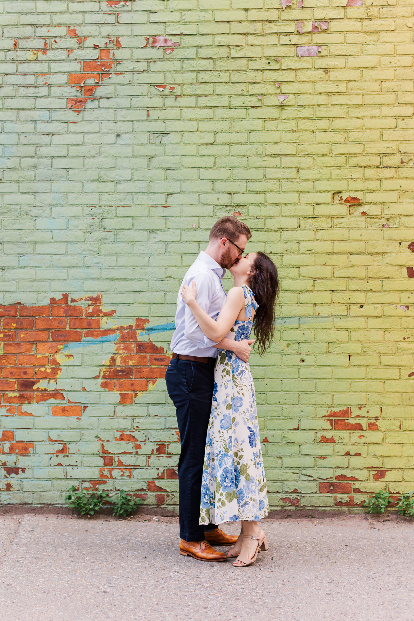 Sweet Engagement Photos in Brooklyn Heights