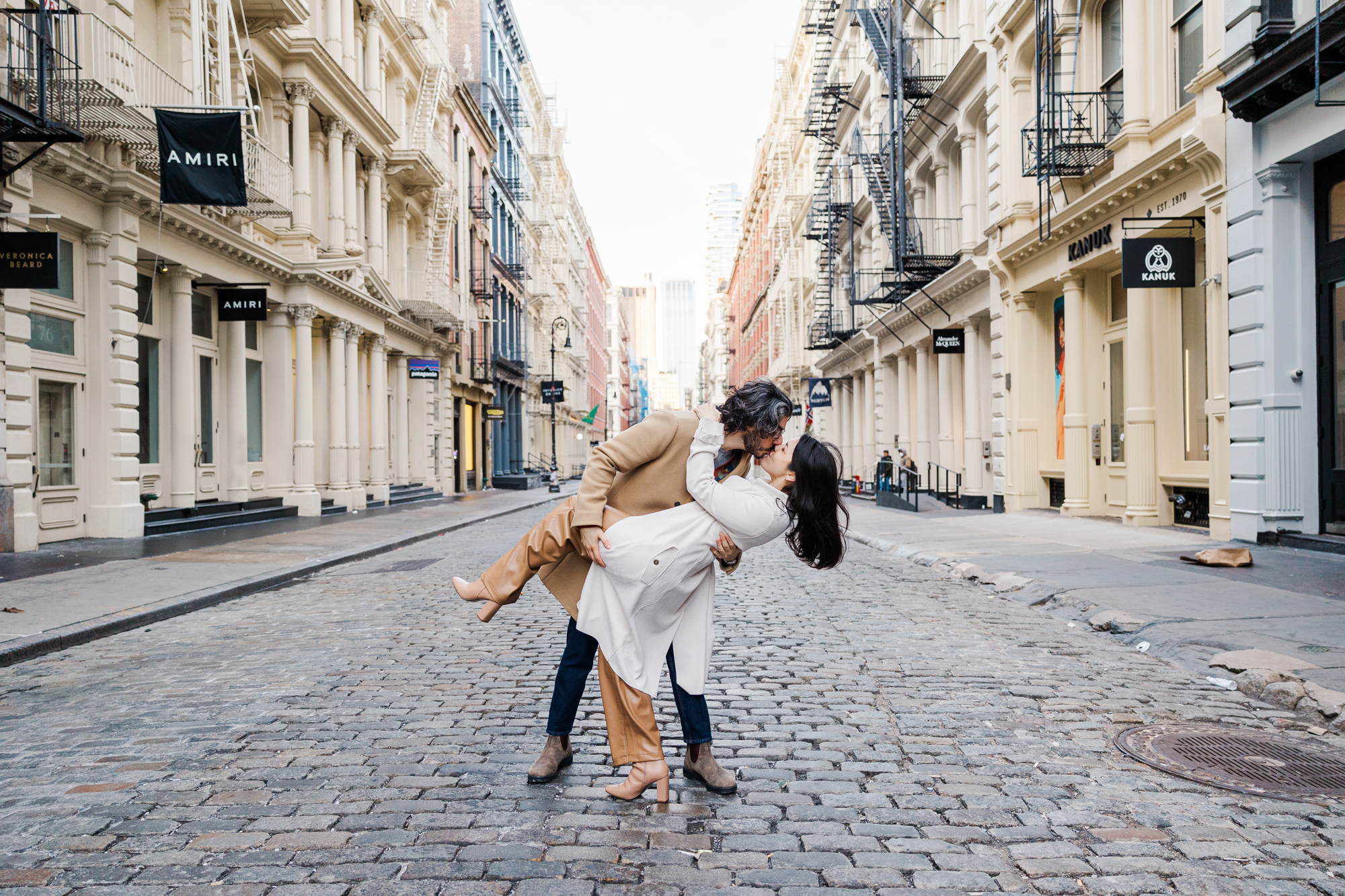 Stunning Pose Ideas for your Engagement Session