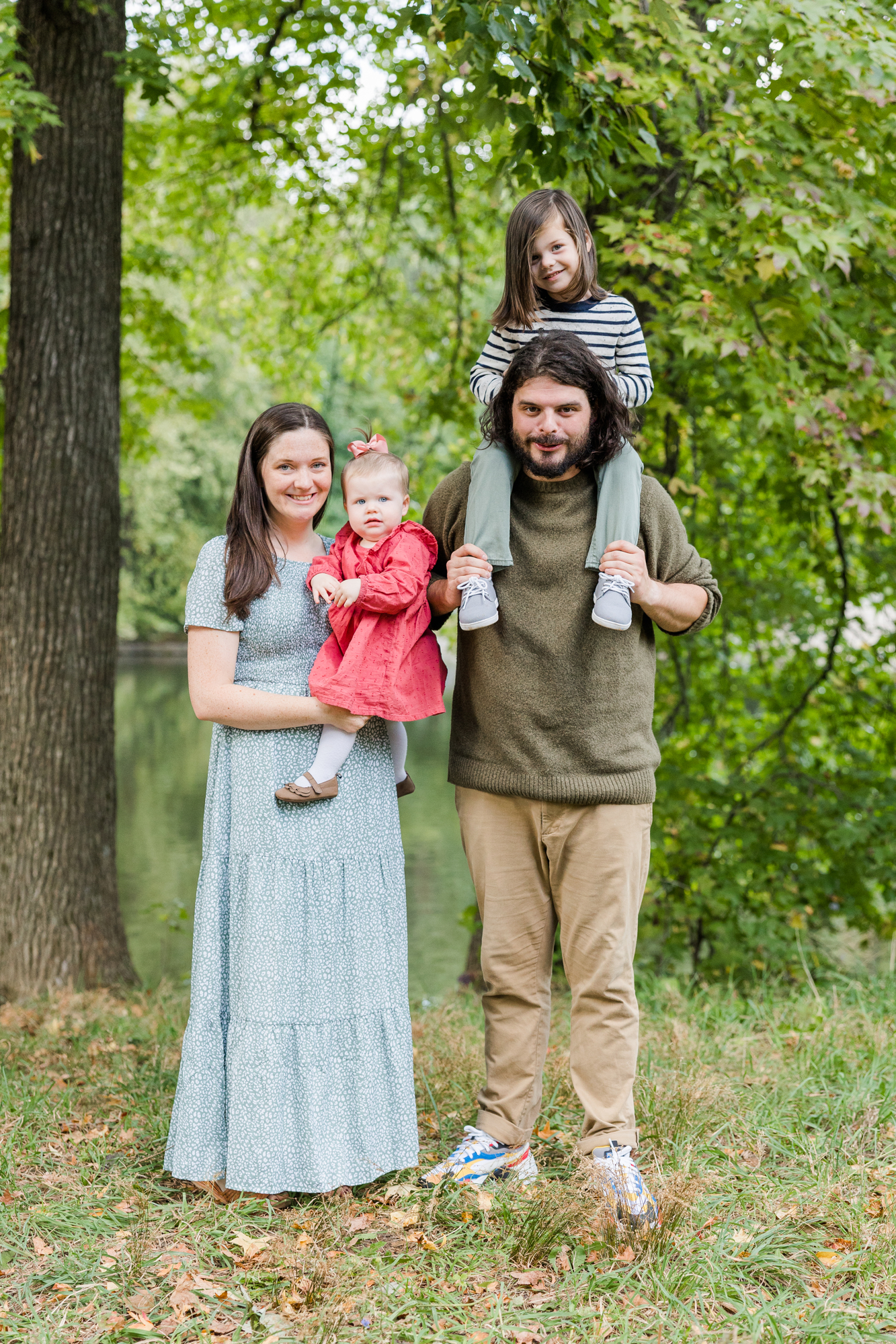 Vibrant Photo Session with Hudson Valley family photographers