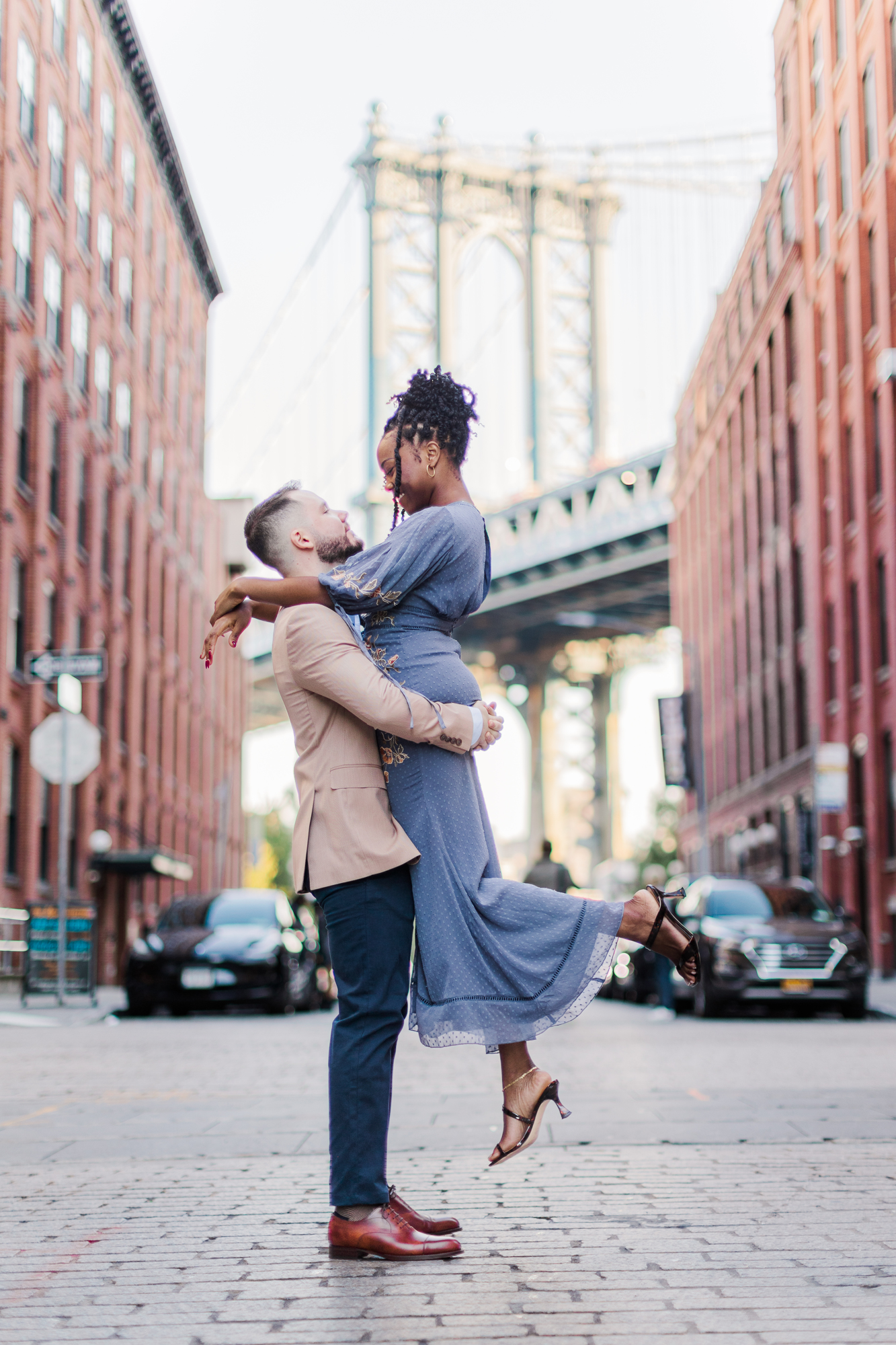 Cheerful Brooklyn Bridge Engagement Photos
