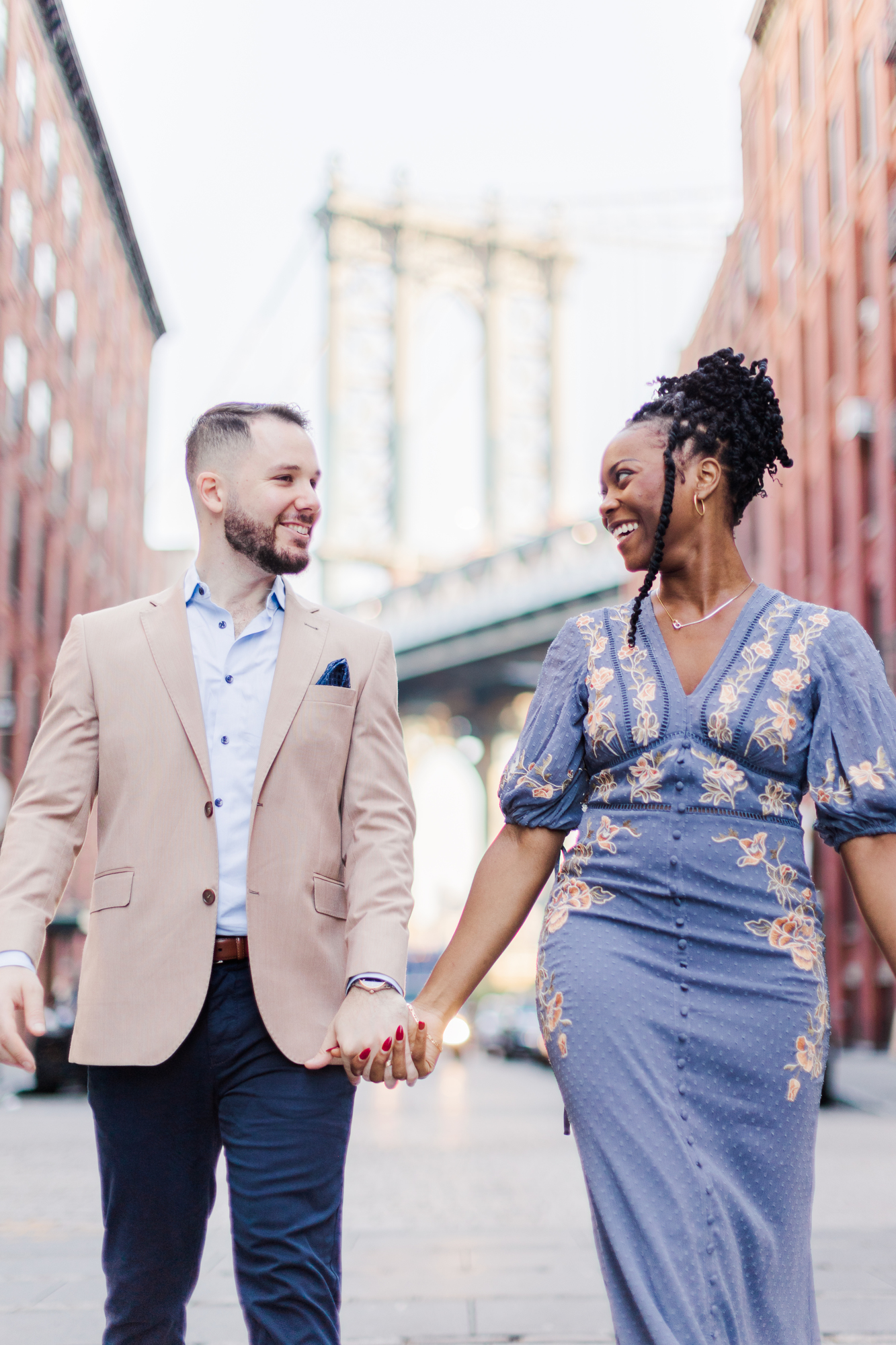 Charming Brooklyn Bridge Engagement Photos