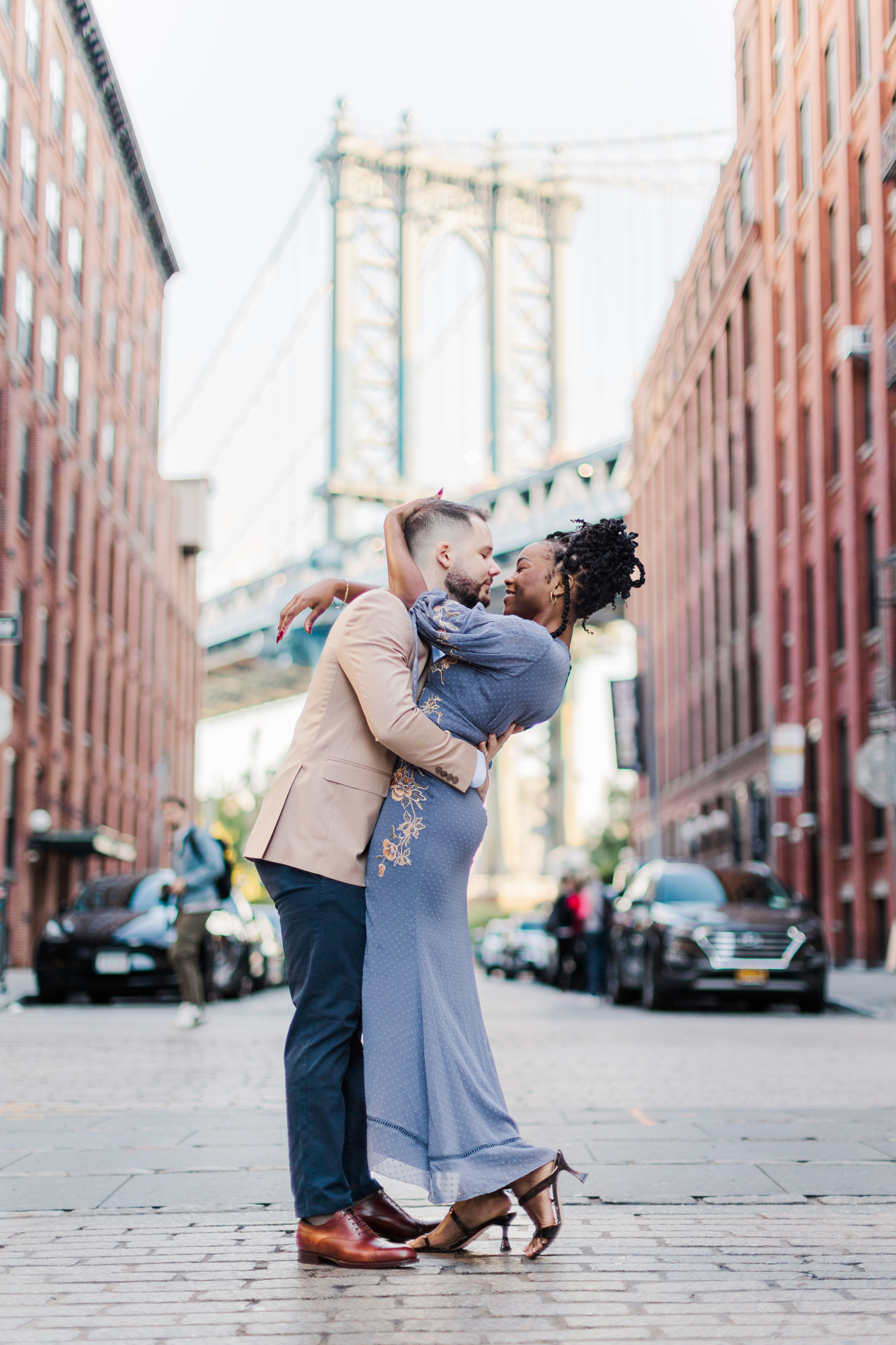 Flawless Brooklyn Bridge Engagement Photos