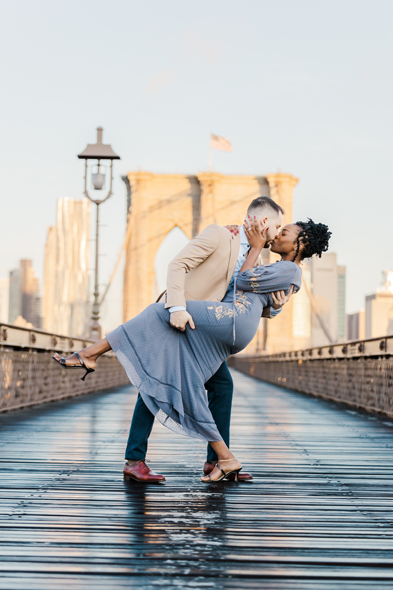 Terrific Brooklyn Bridge Engagement Photos