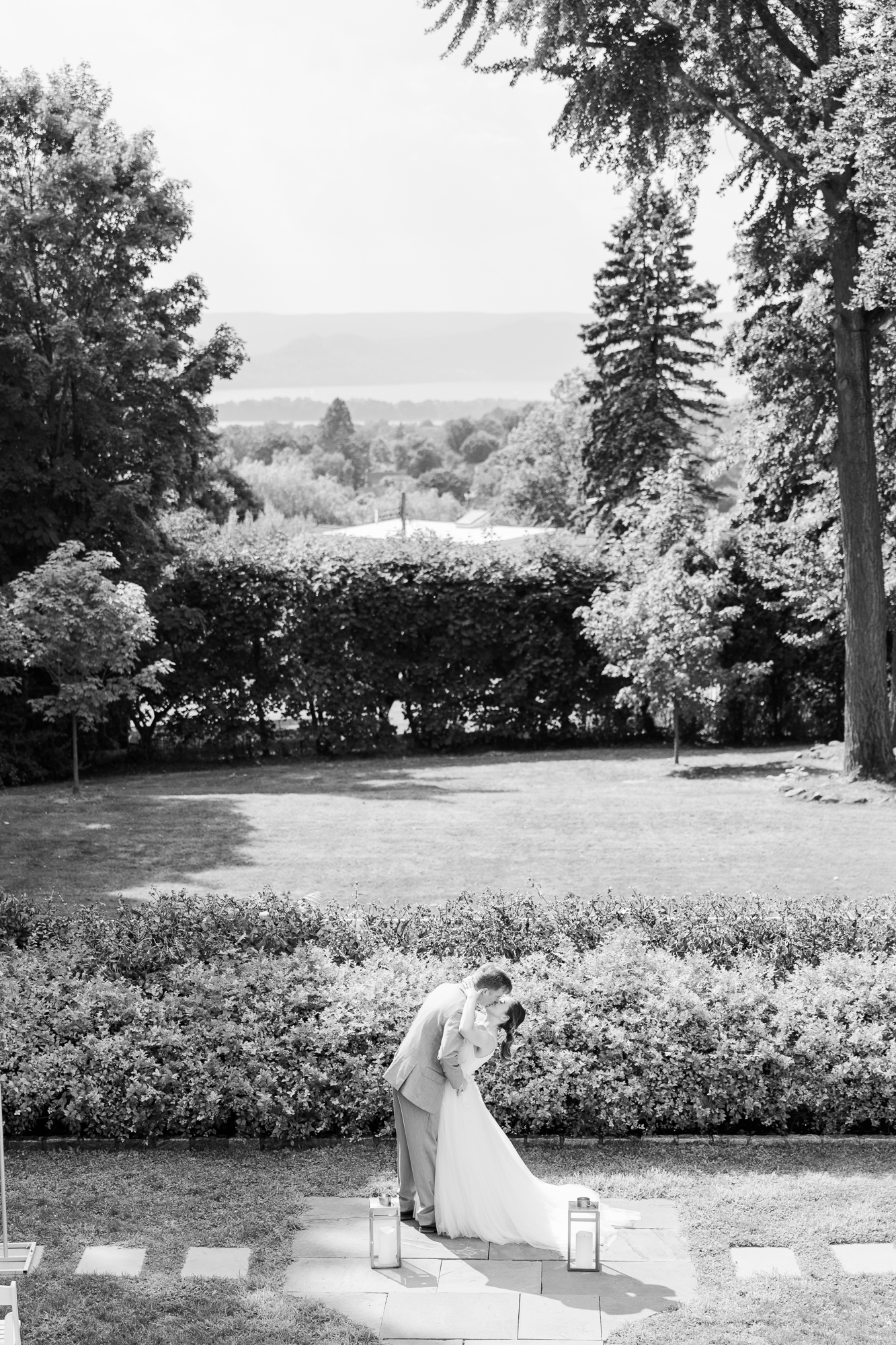Authentic Wedding at Briarcliff Manor in Summertime