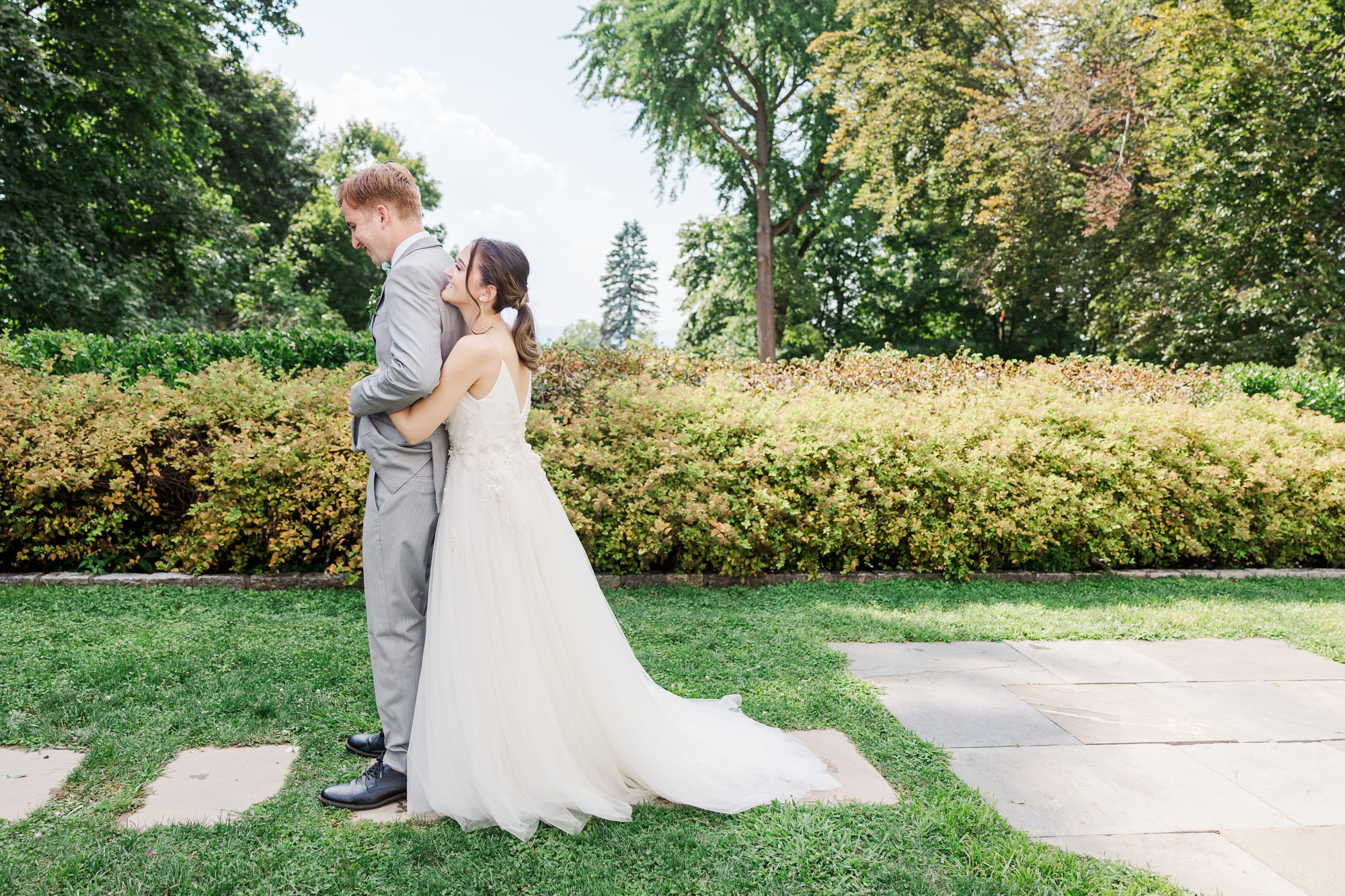 Joyous Wedding at Briarcliff Manor in Westchester County