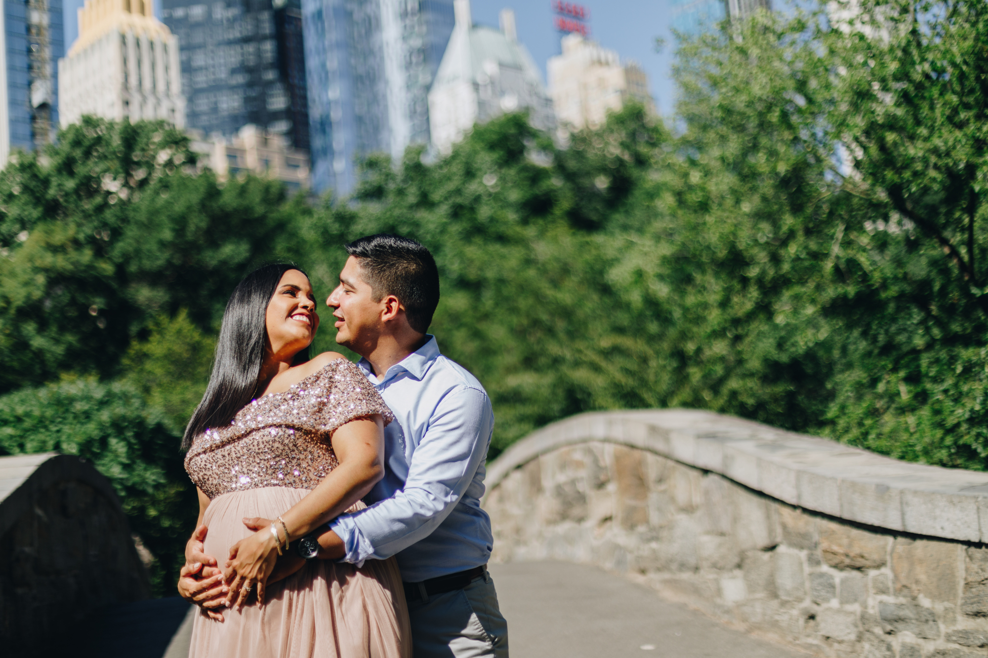 Iconic Central Park Maternity Photos