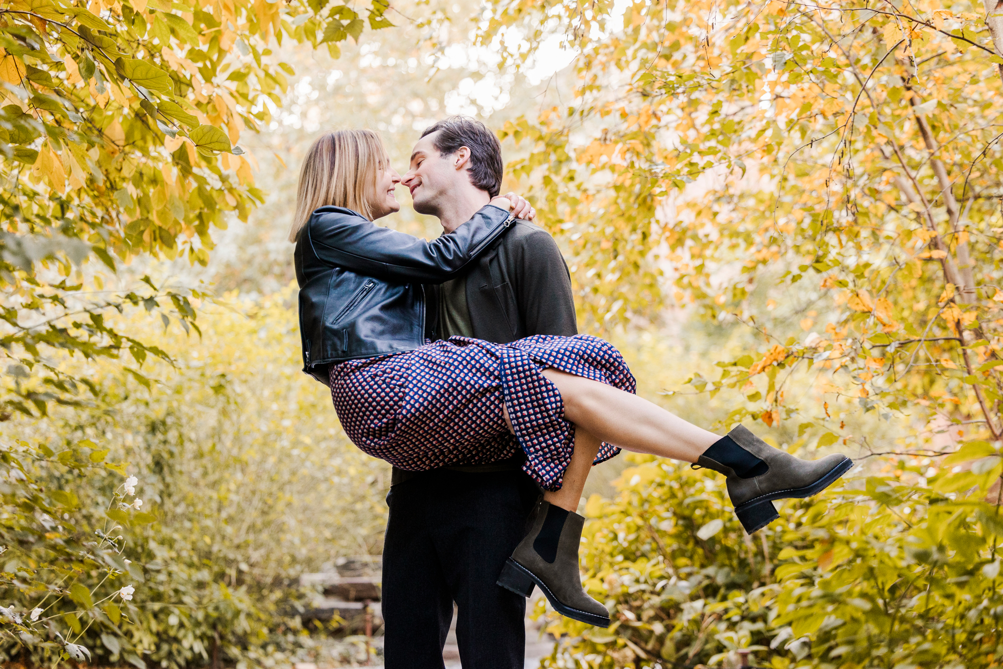 Stunning Engagement Photos in Brooklyn Bridge Park