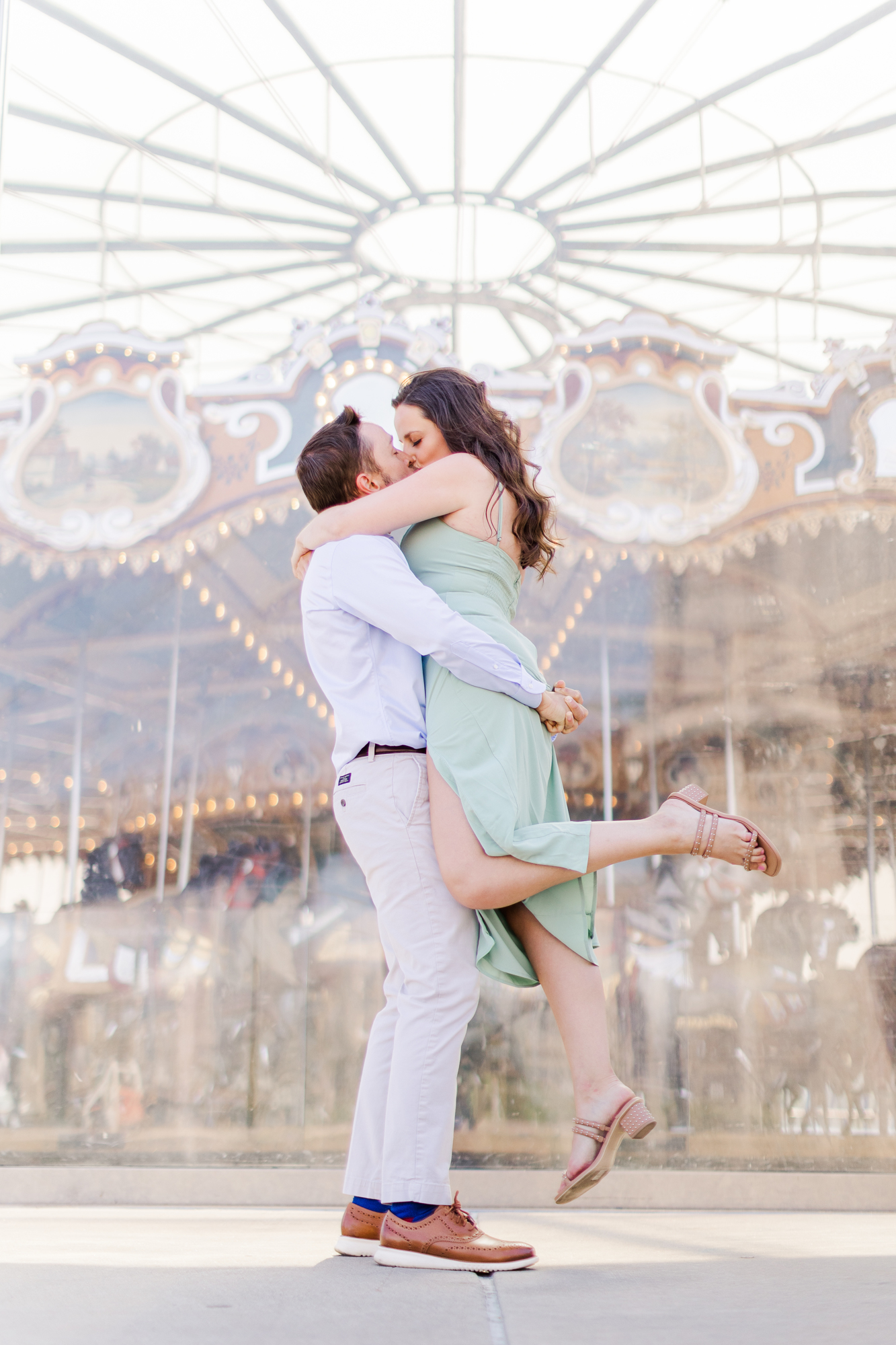 Intimate DUMBO Engagement Session in New York