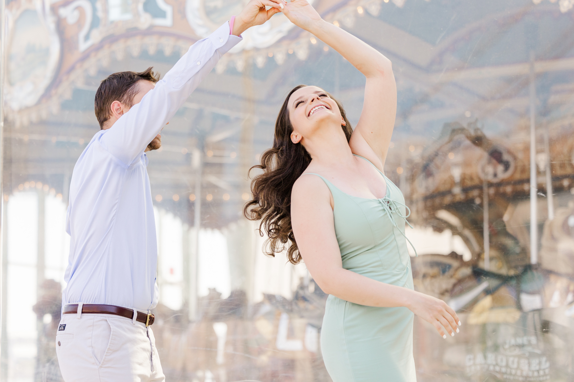 Jaw-Dropping DUMBO Engagement Session in New York