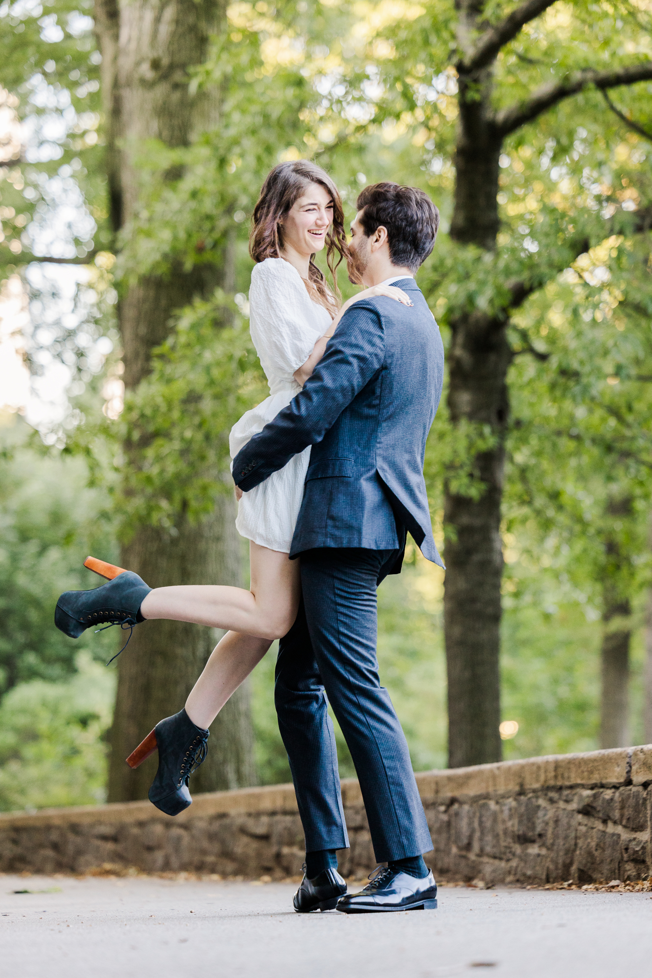 Breathtaking Central Park Engagement Photos in NYC