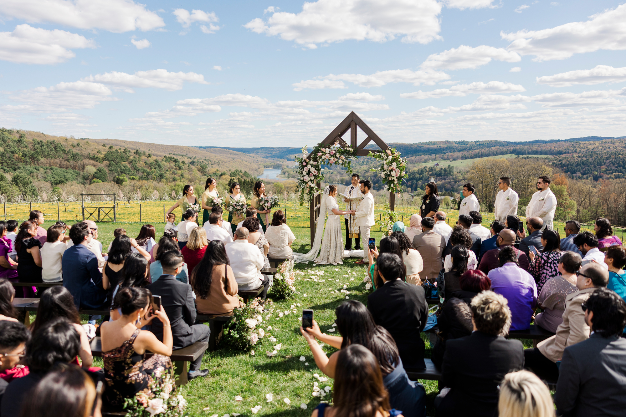 Heartfelt Seminary Hill Wedding in the Summertime