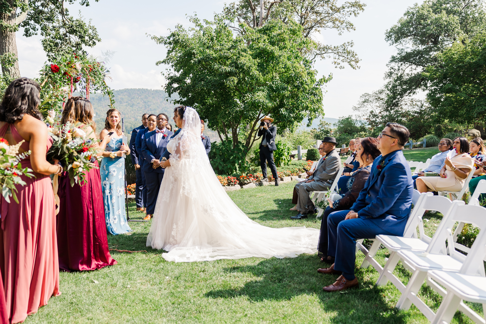 Authentic Thayer Hotel Wedding in the Summertime