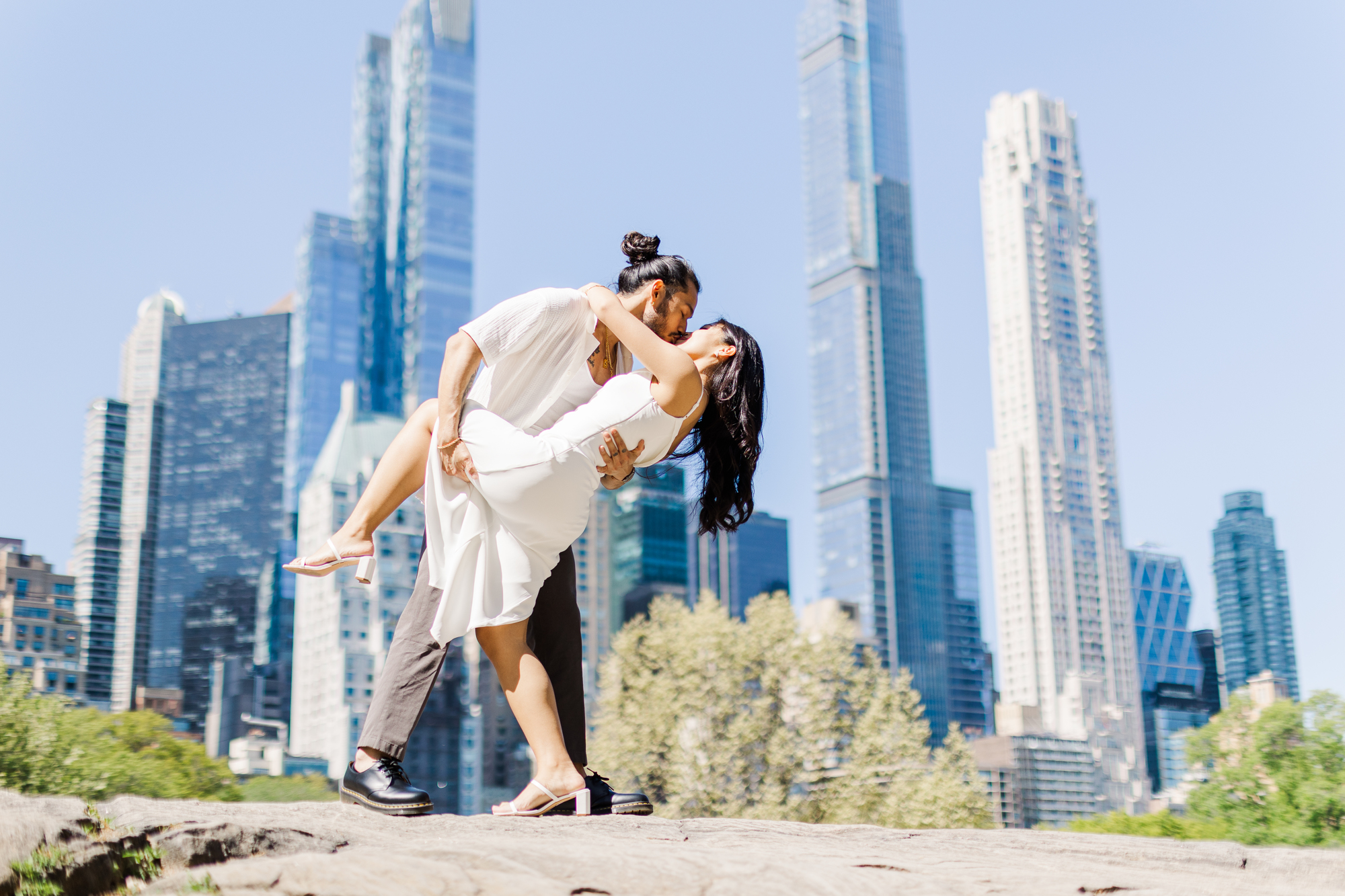 Iconic Central Park Engagement Pictures