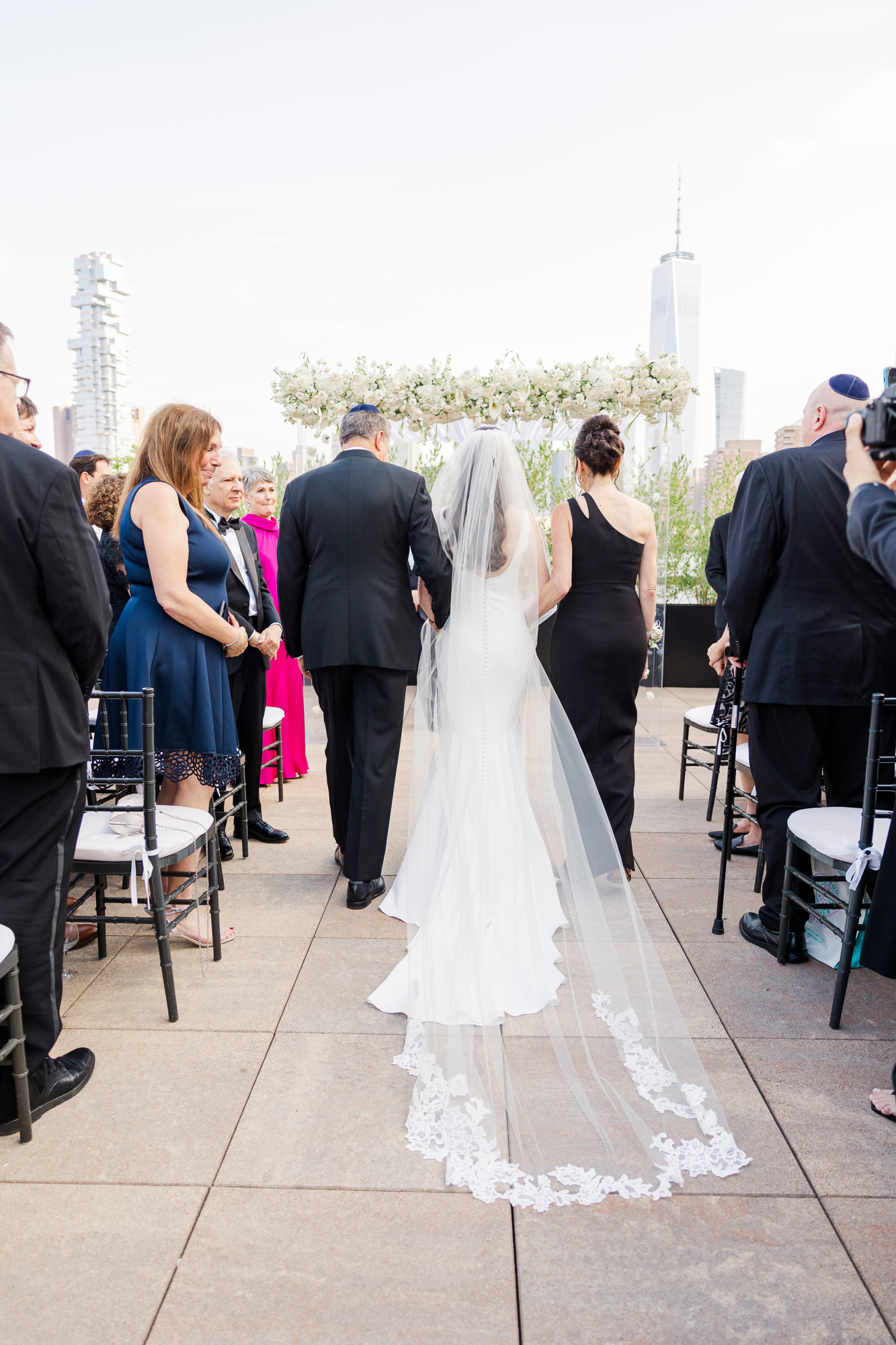 Candid Summer Wedding At Tribeca Rooftop
