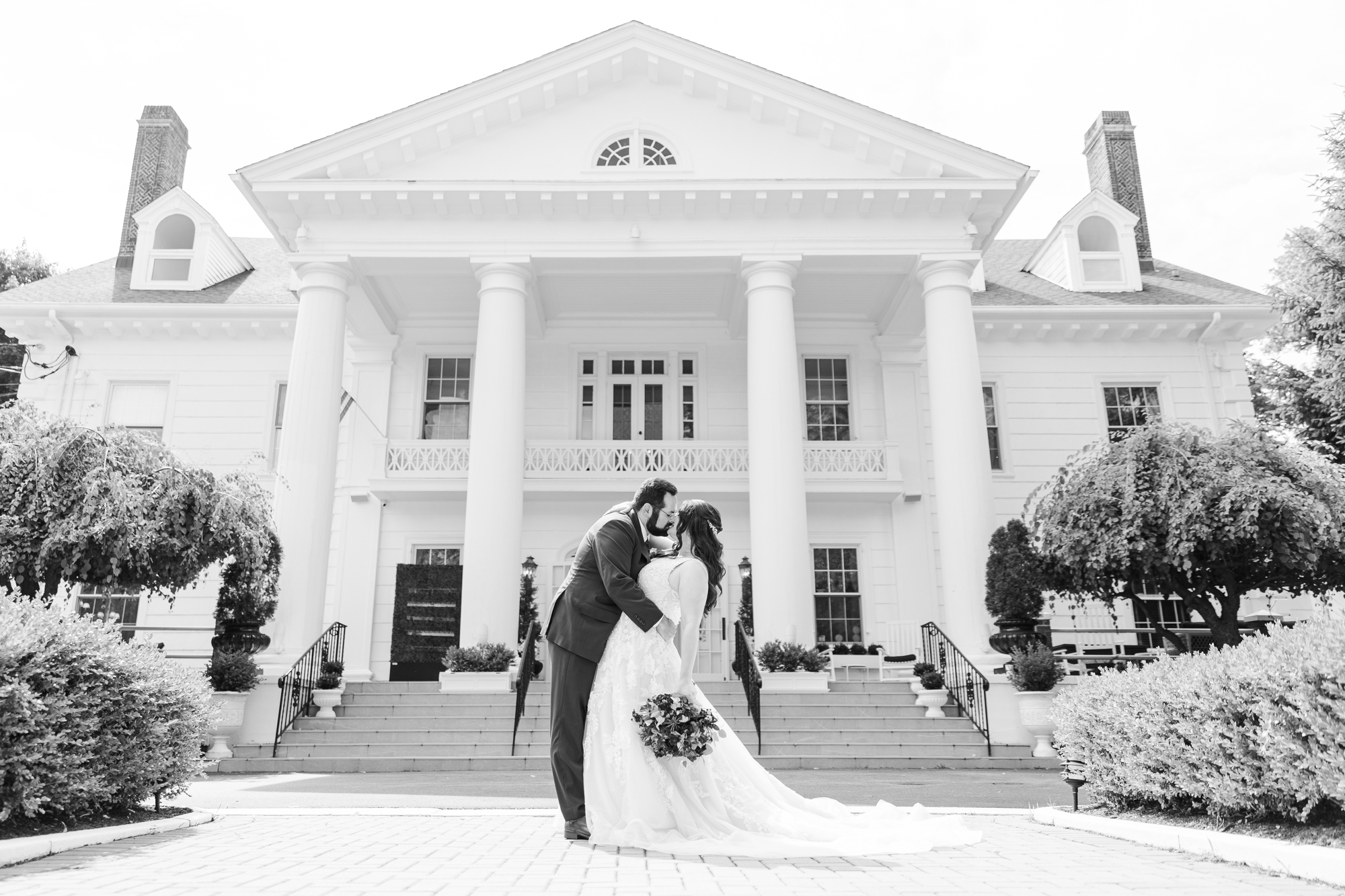 Romantic Wedding at Briarcliff Manor in New York