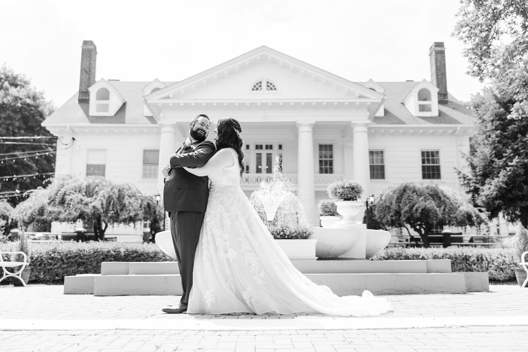 Cheerful Wedding at Briarcliff Manor in New York