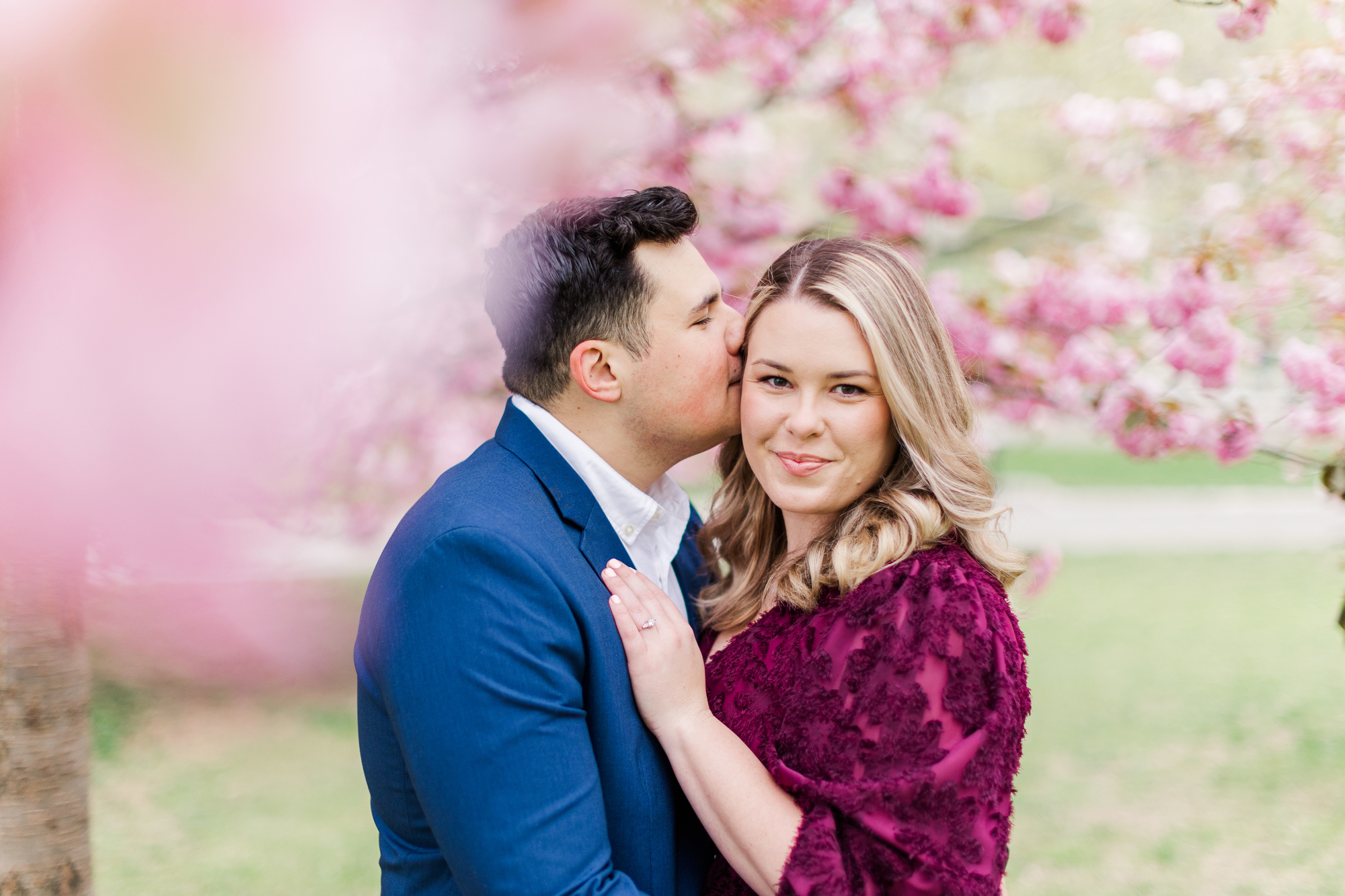 Charming Engagement Pictures in Central Park