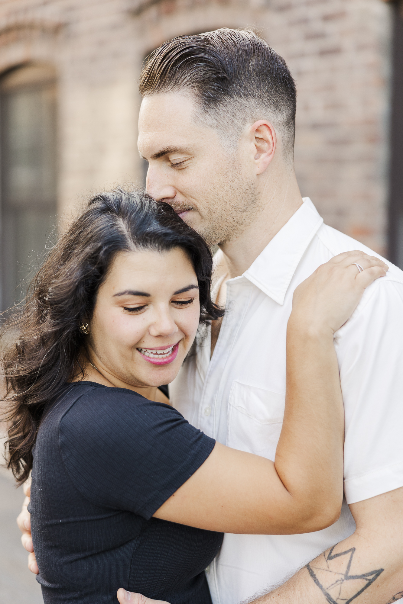 Jaw-Dropping Beacon Engagement Photos in Hudson Valley