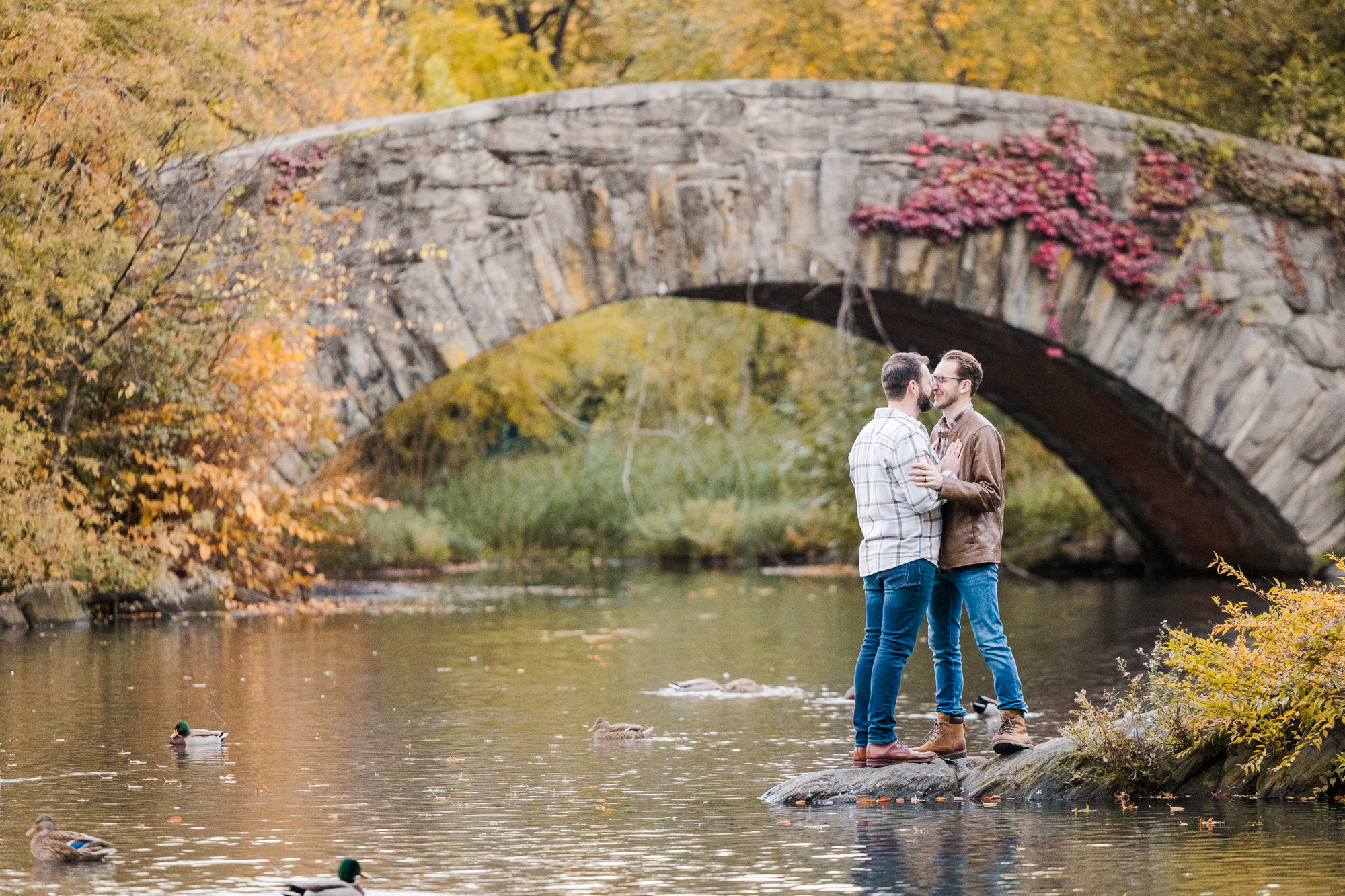 Lovely Central Park Engagement Photo Shoot in Fall