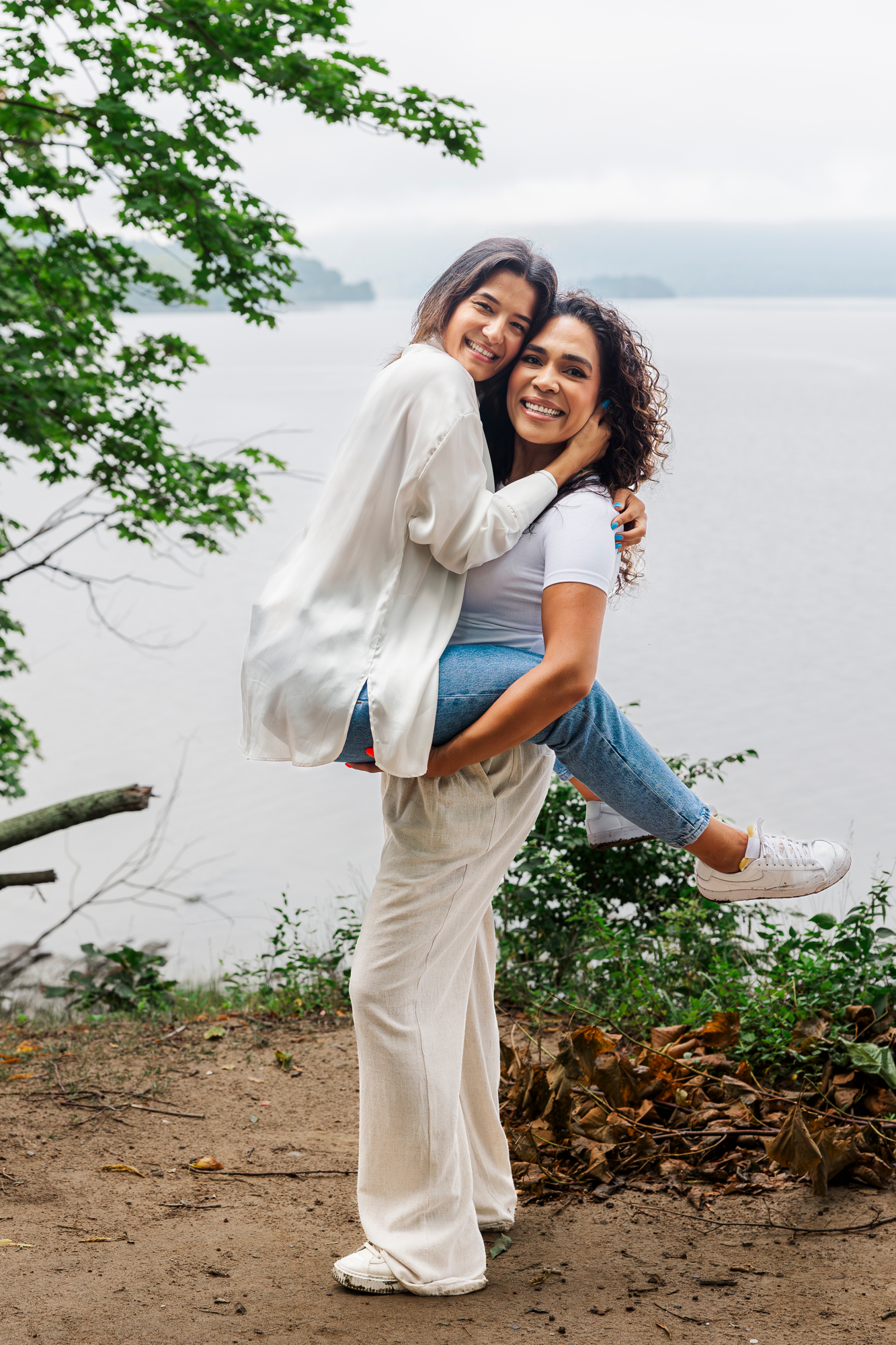 Terrific Dennings Point engagement photos