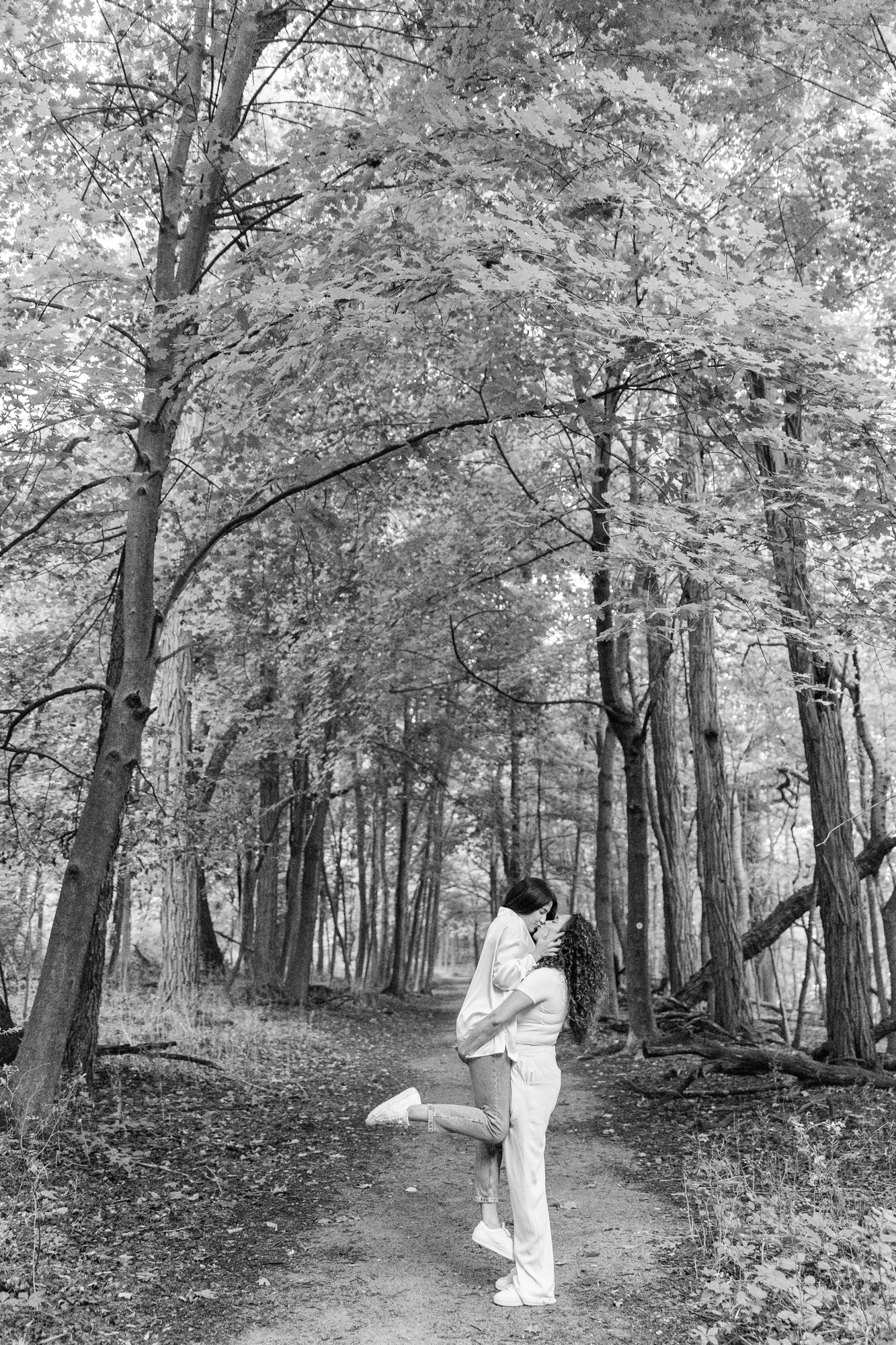 Flawless Dennings Point engagement photos