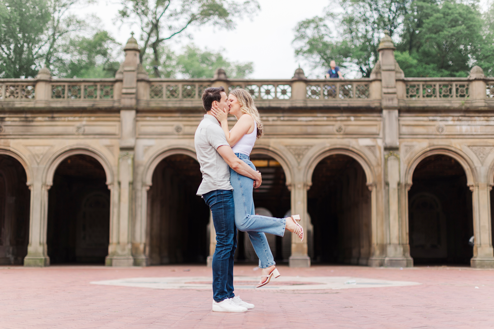Cheerful Central Park Engagement Session