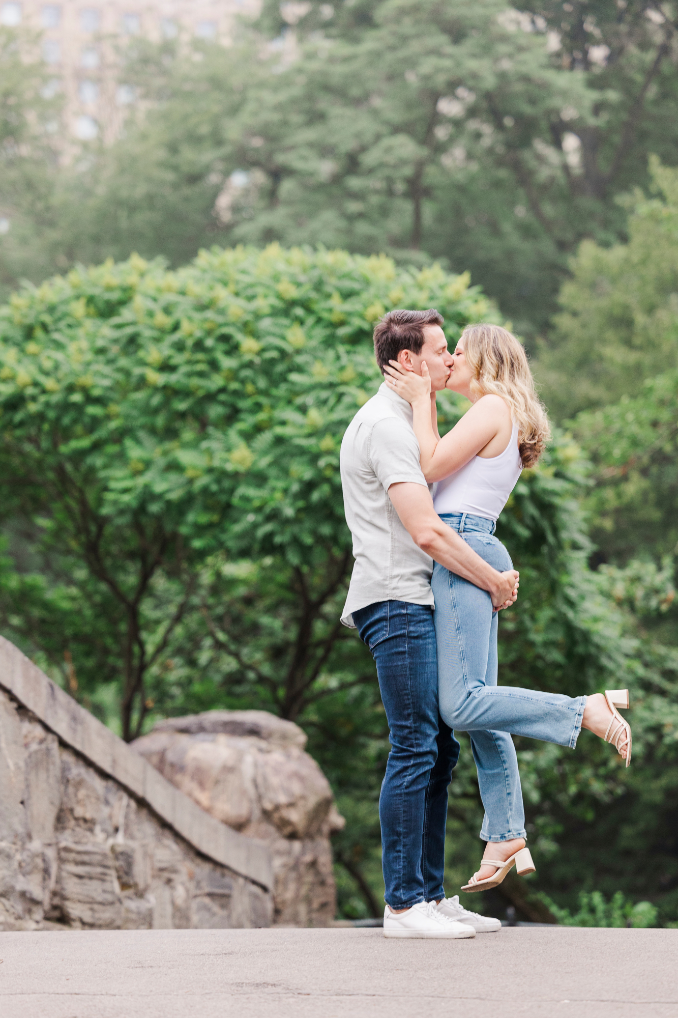 Jaw-Dropping Engagement Session in Central Park