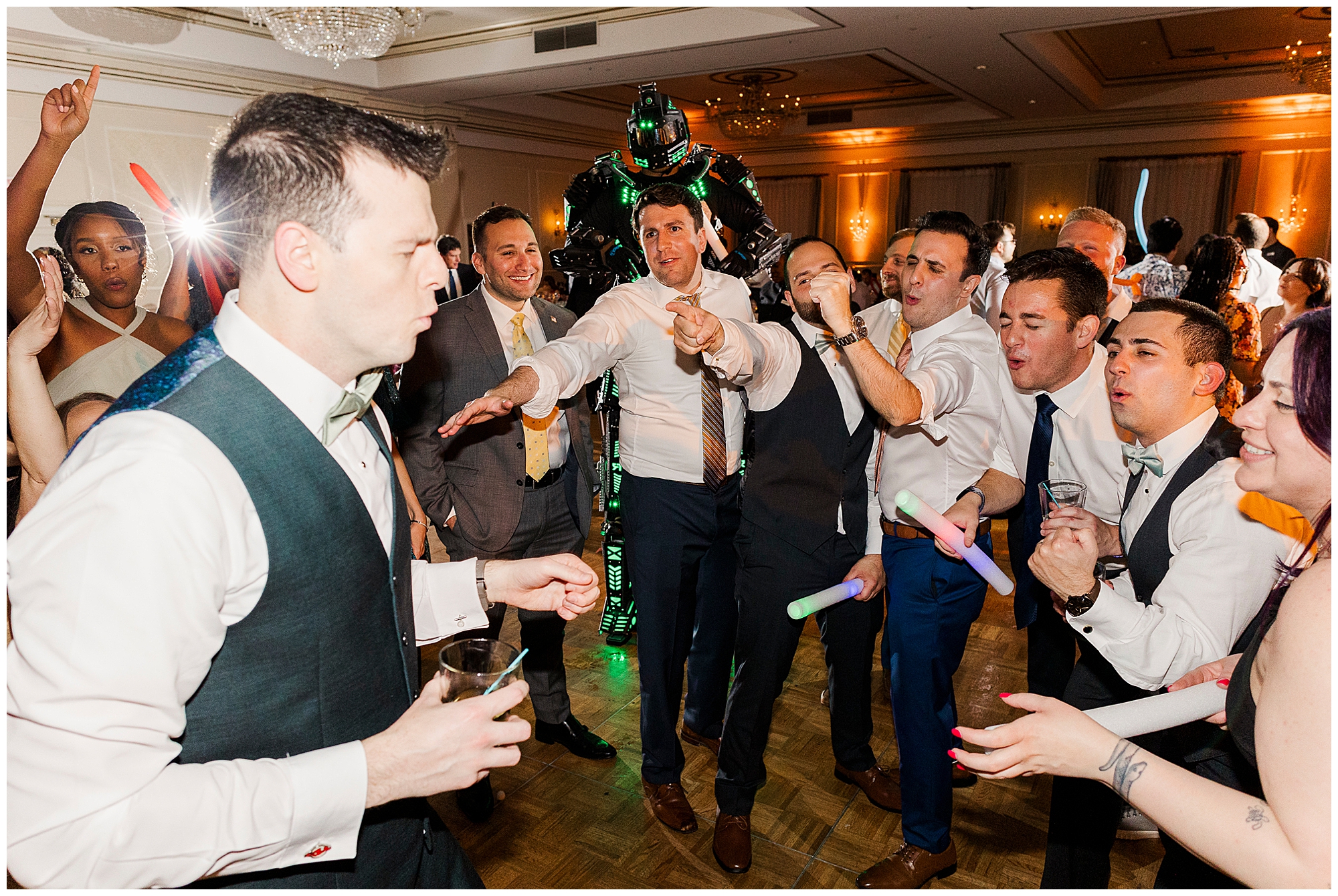 gorgeous hilton pearl river wedding