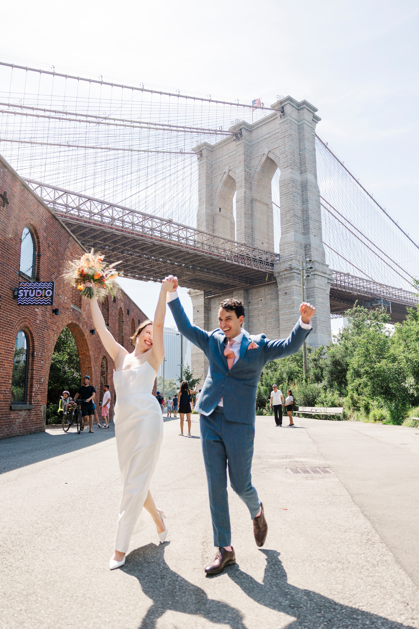 Cheerful wedding at Gran Electrica Brooklyn