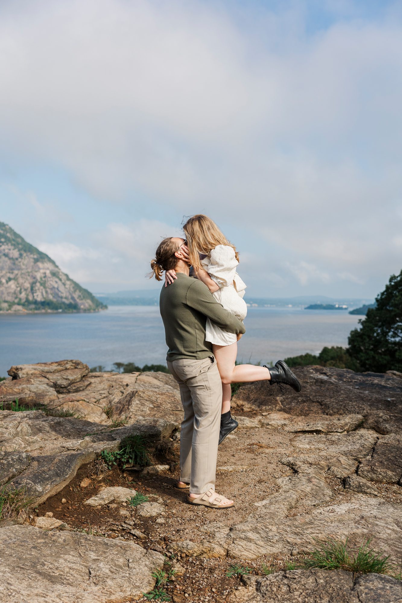 Flawless Engagement Photos at Little Stony Point