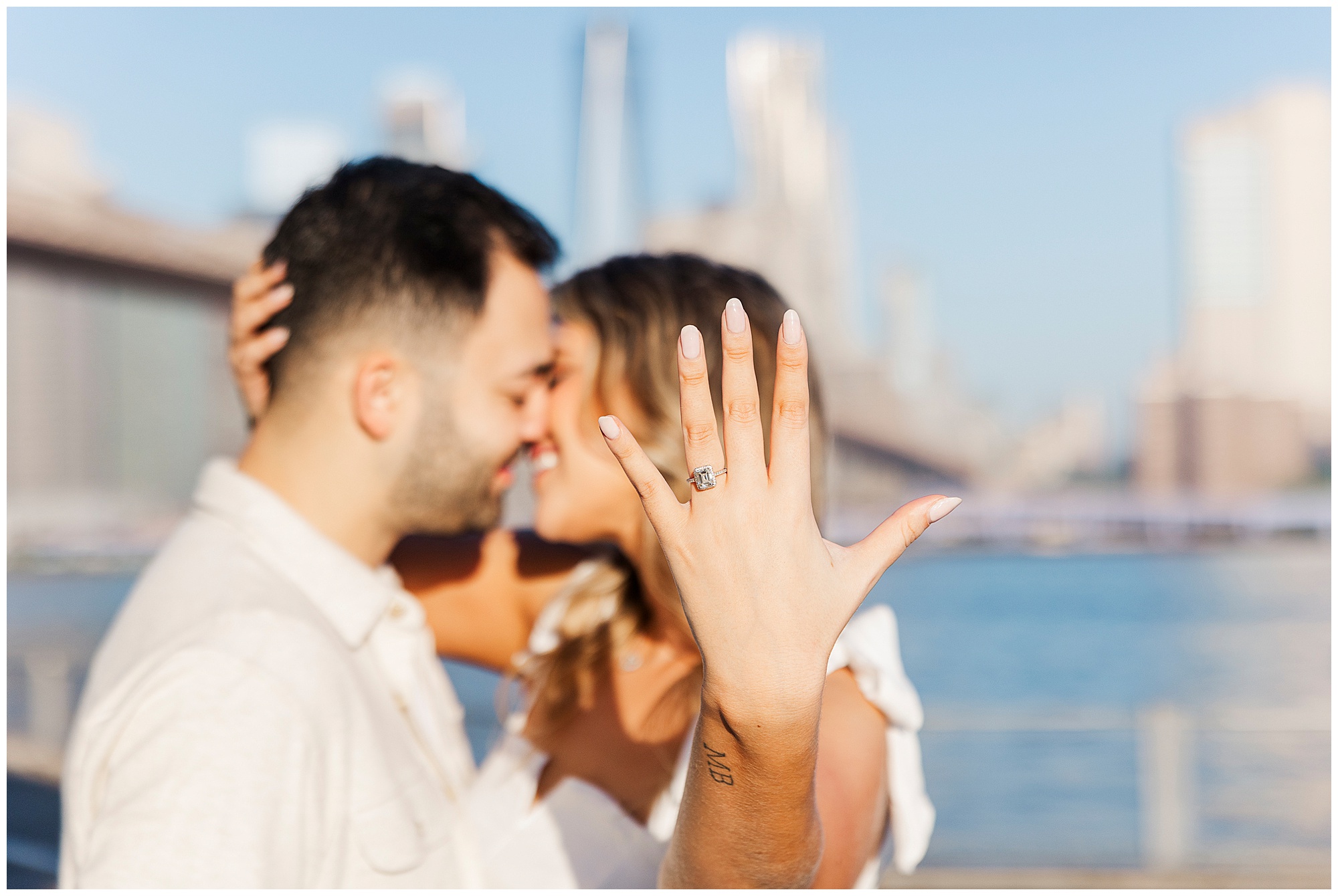 Gorgeous Engagement Pictures in DUMBO