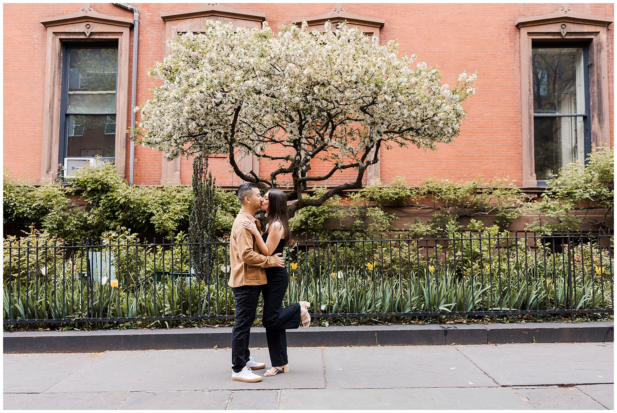 Breathtaking brooklyn heights engagement session