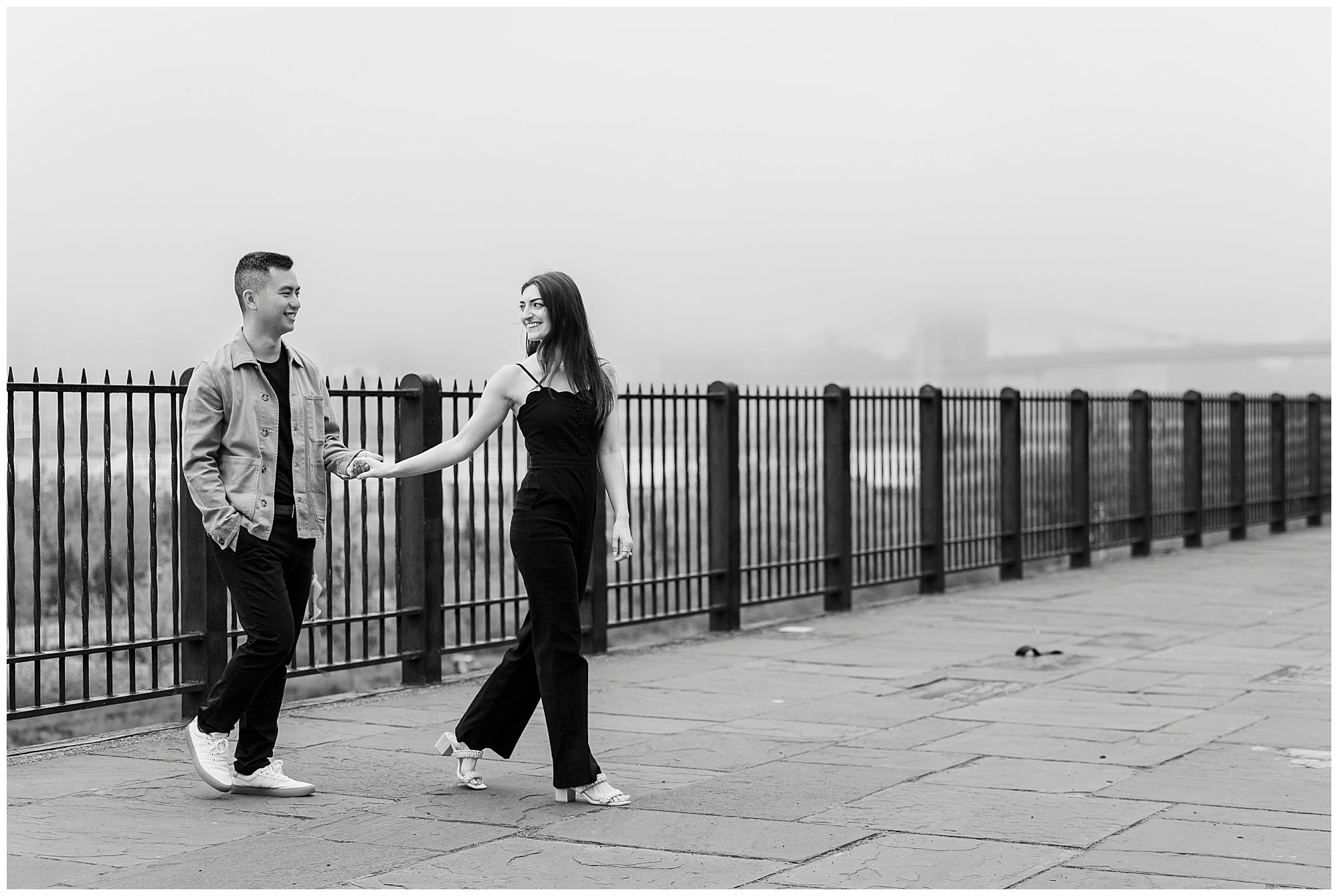 Intimate brooklyn heights engagement session