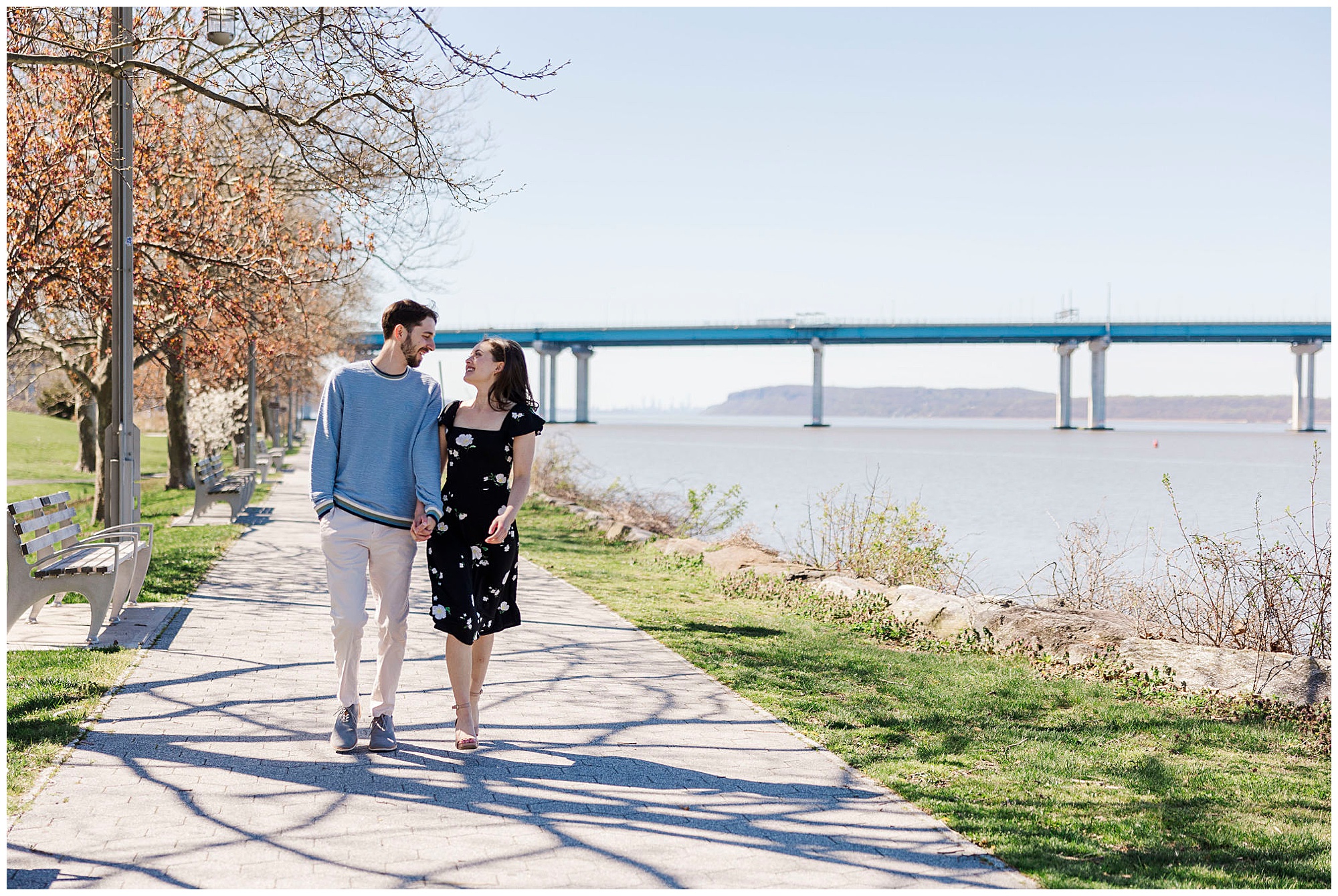 Awesome hudson riverwalk park engagement photos