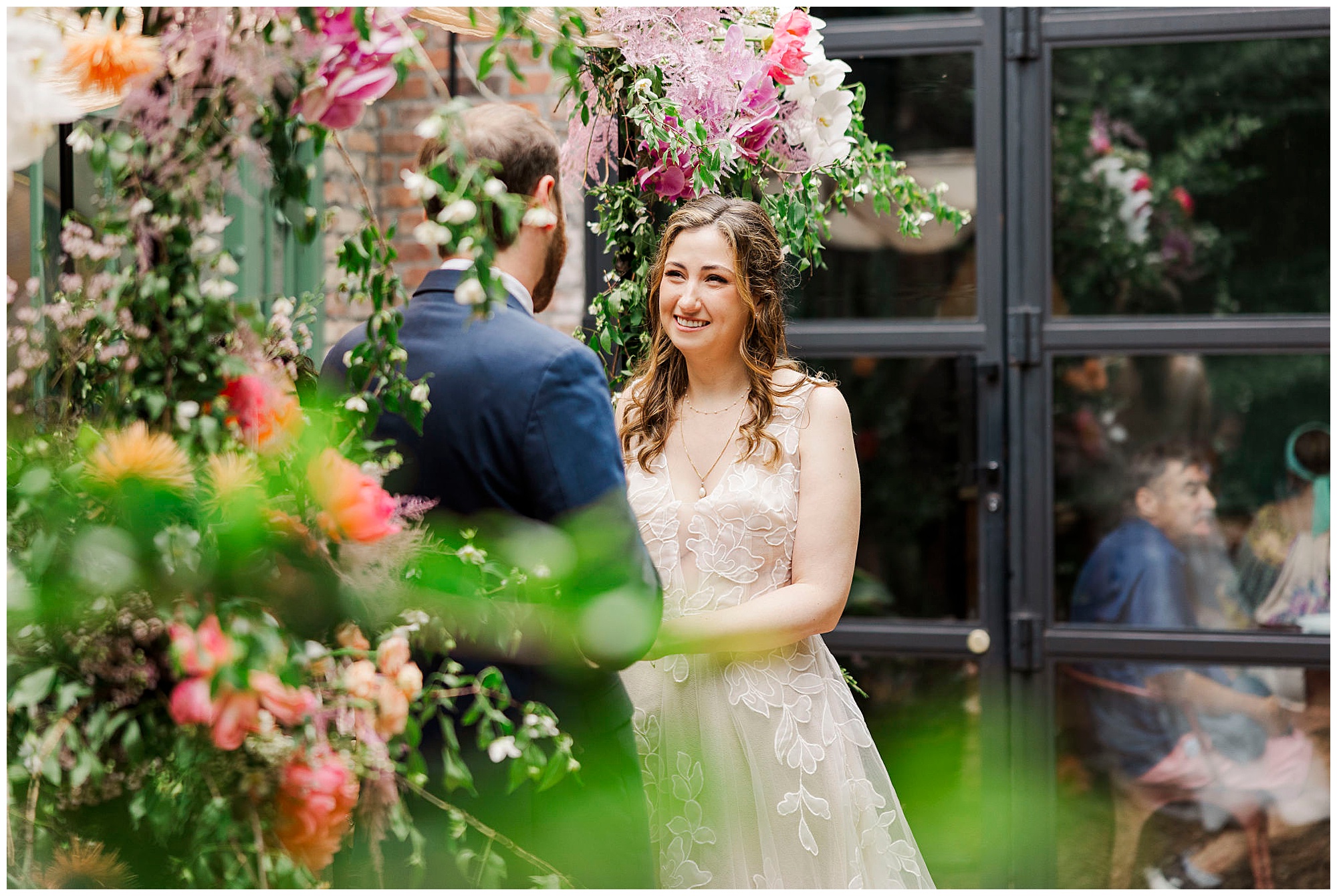 Breathtaking milk & roses wedding in new york