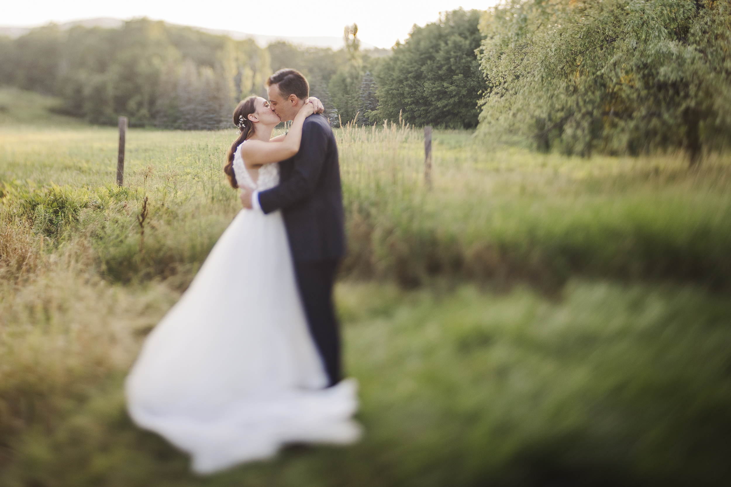 Gorgeous catskills backyard wedding