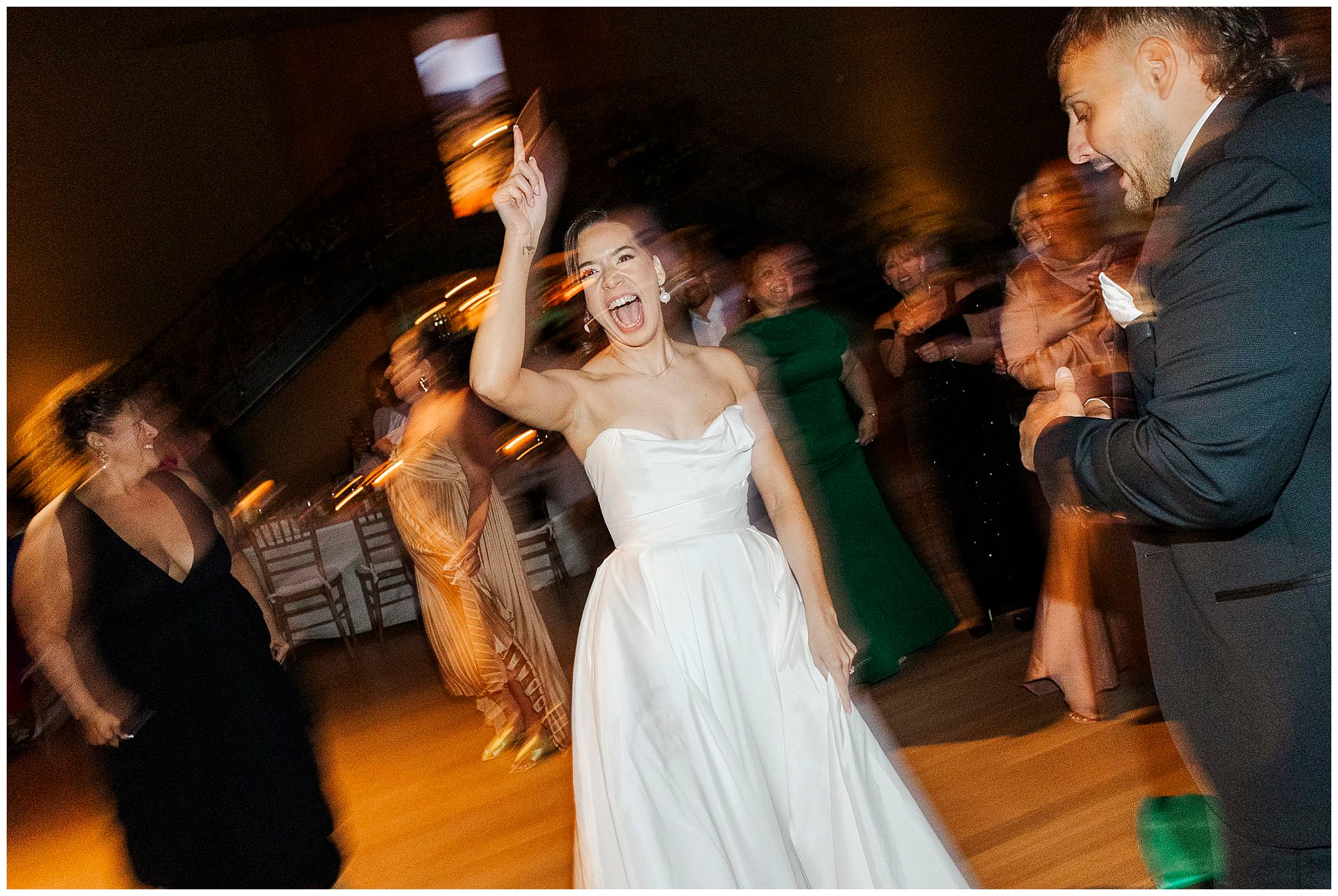 Terrific wedding photos at the roundhouse