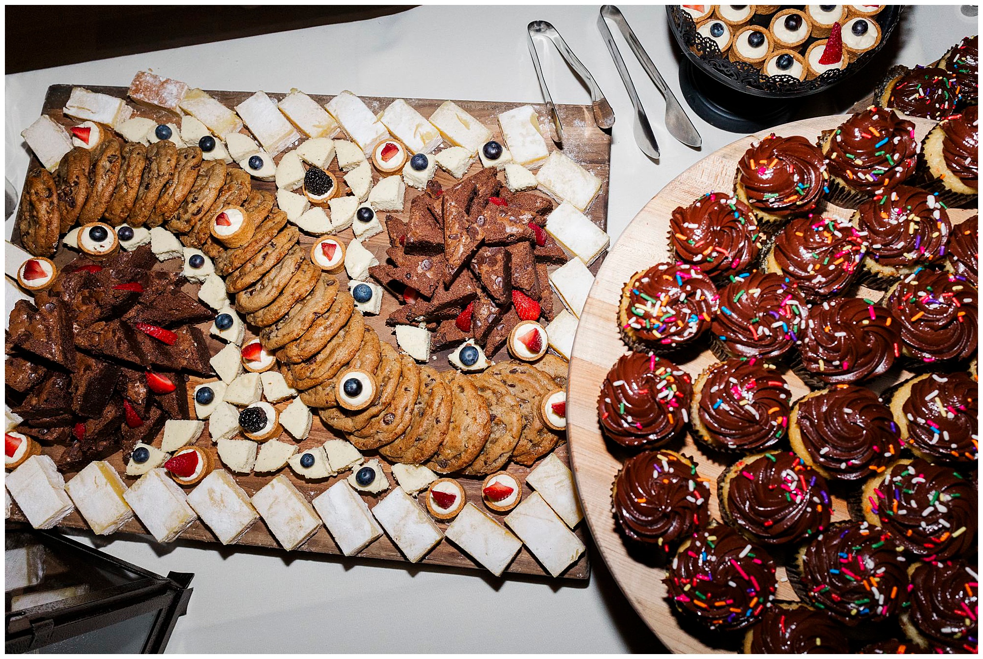 Flawless wedding photos at the roundhouse