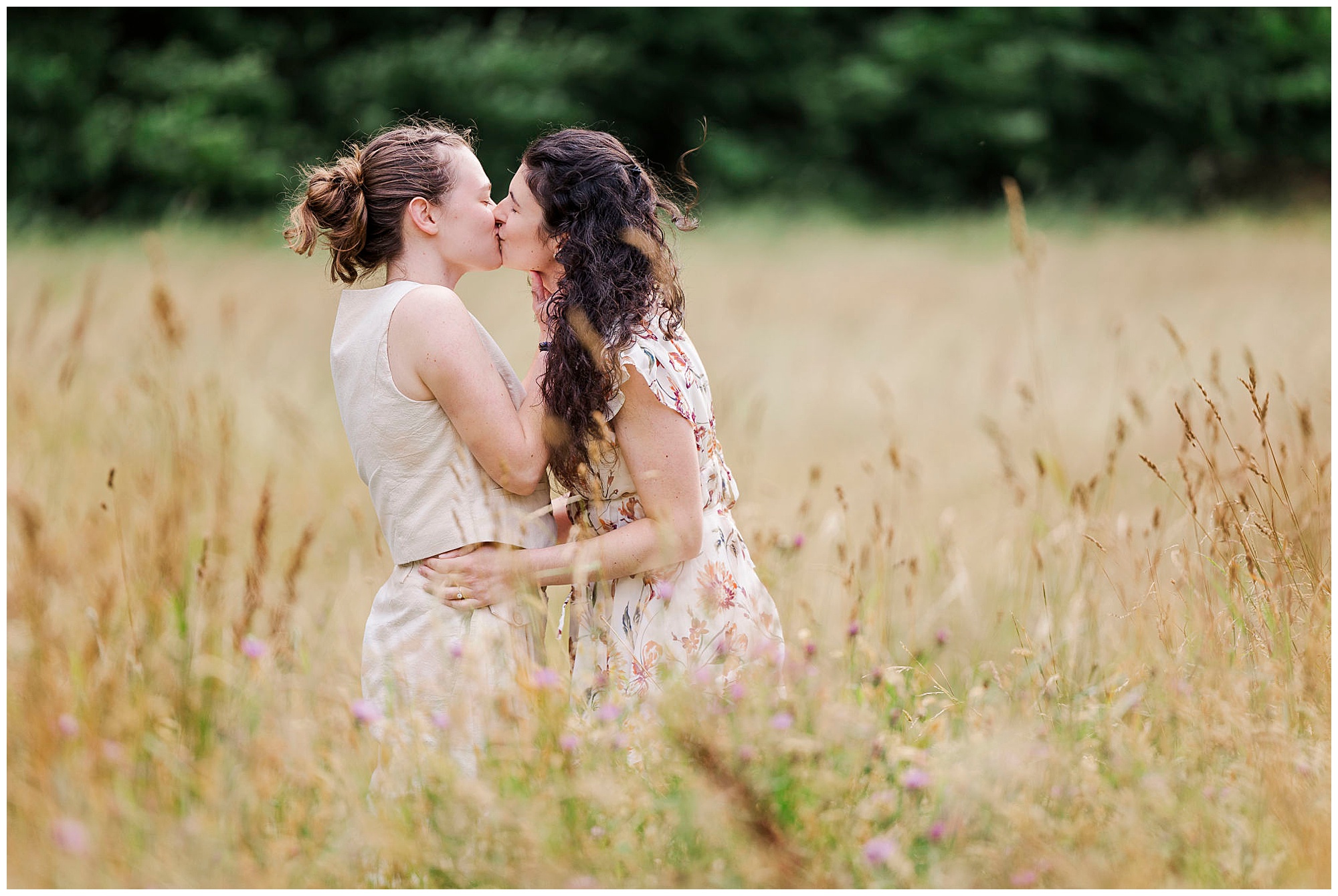 Wonderful poet's walk park elopement