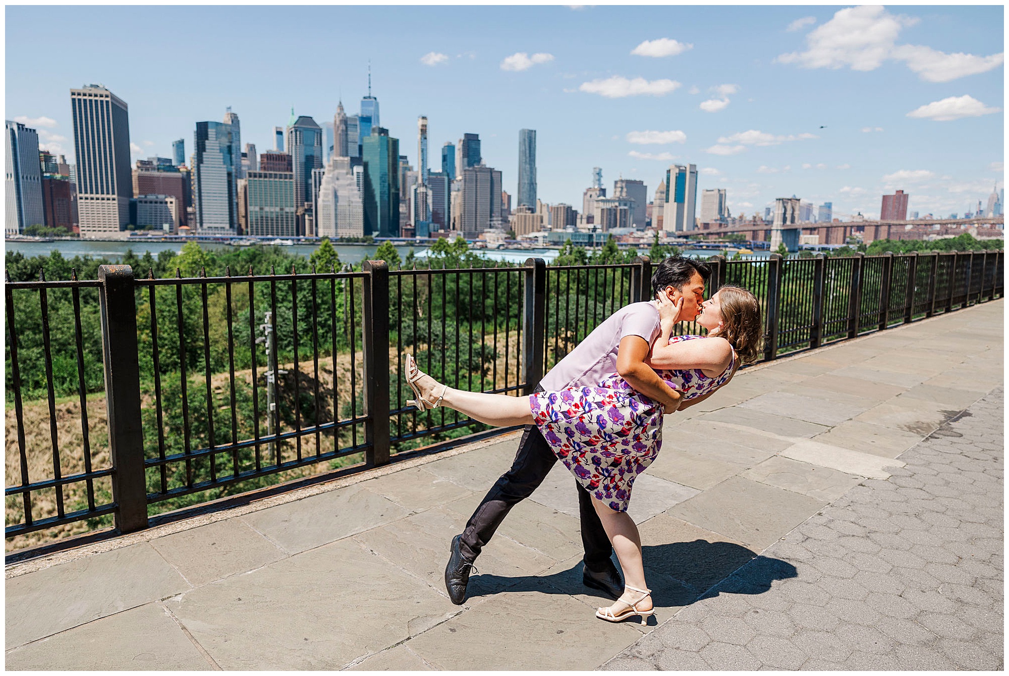 Cheerful brooklyn heights engagement session