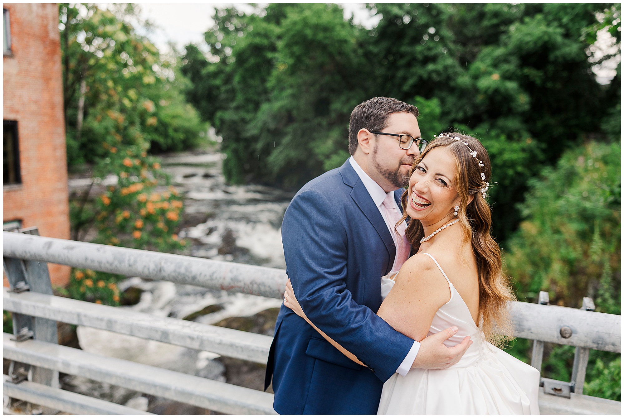 Fabulous roundhouse wedding in beacon, ny