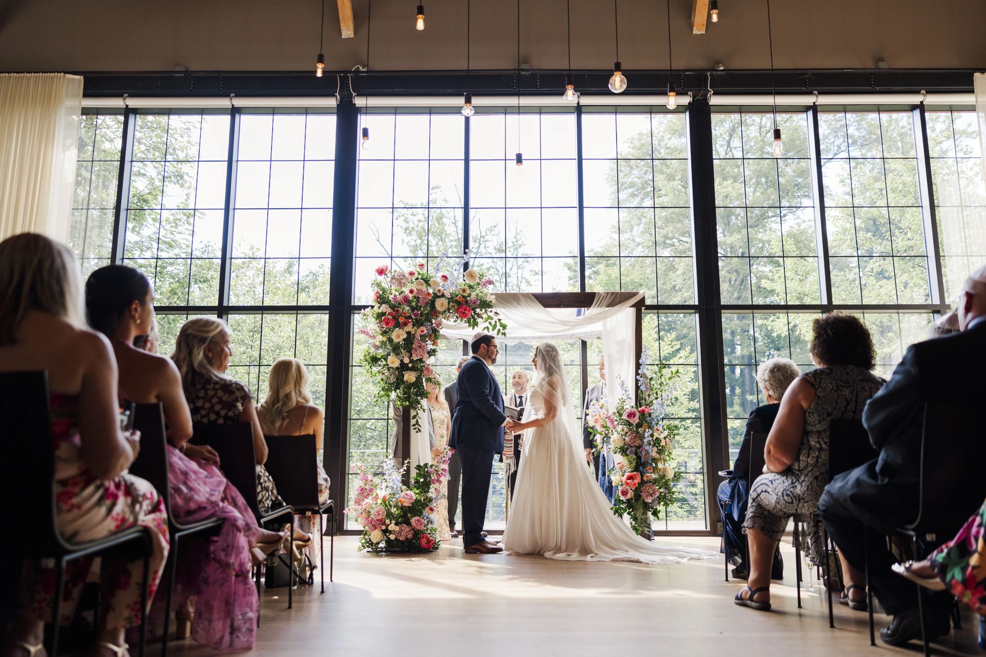 Terrific summer wedding at the roundhouse